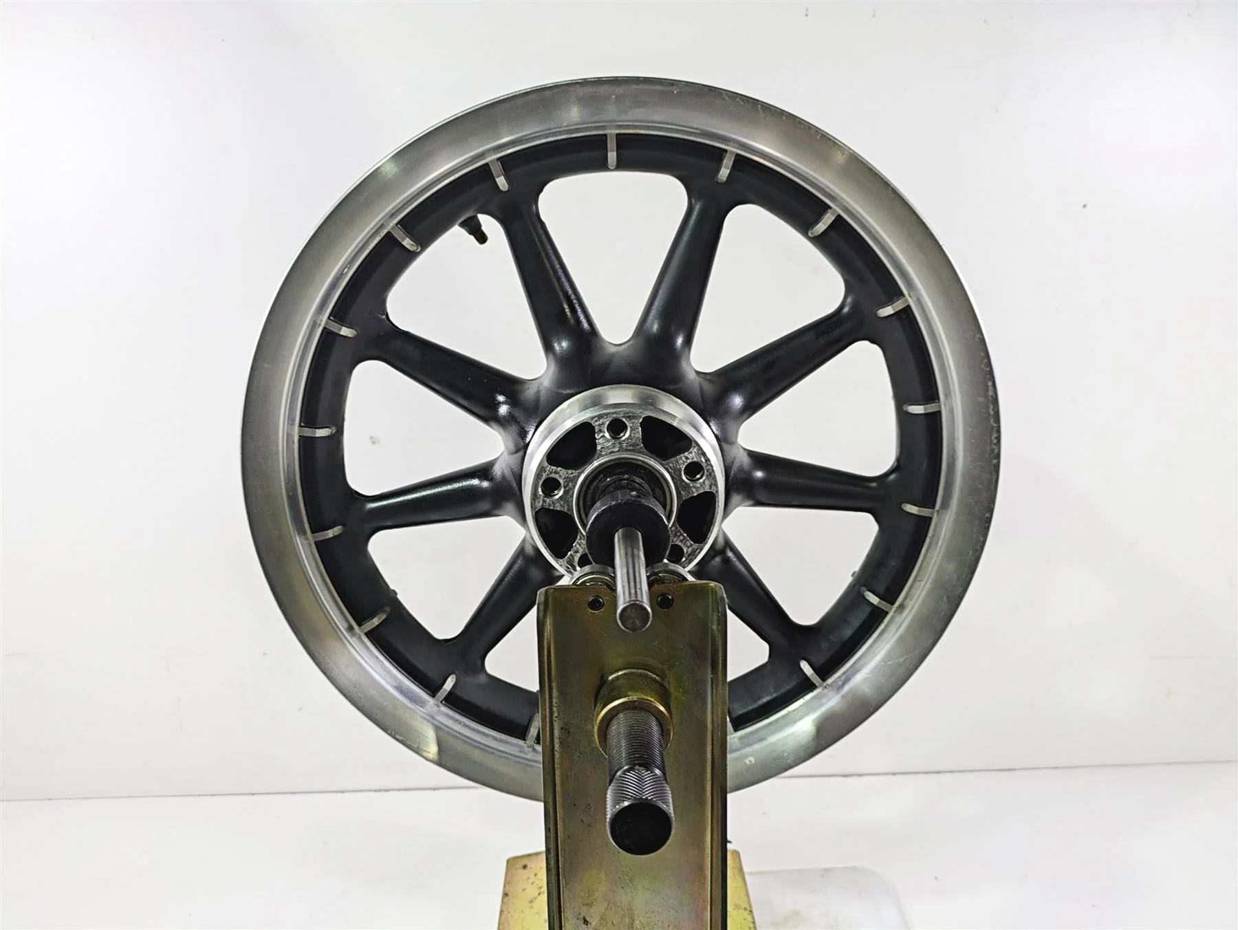 2008 Harley Touring FLHTP Electra Glide Straight 16x3 Rear Wheel Rim 43402-00B - Image 3