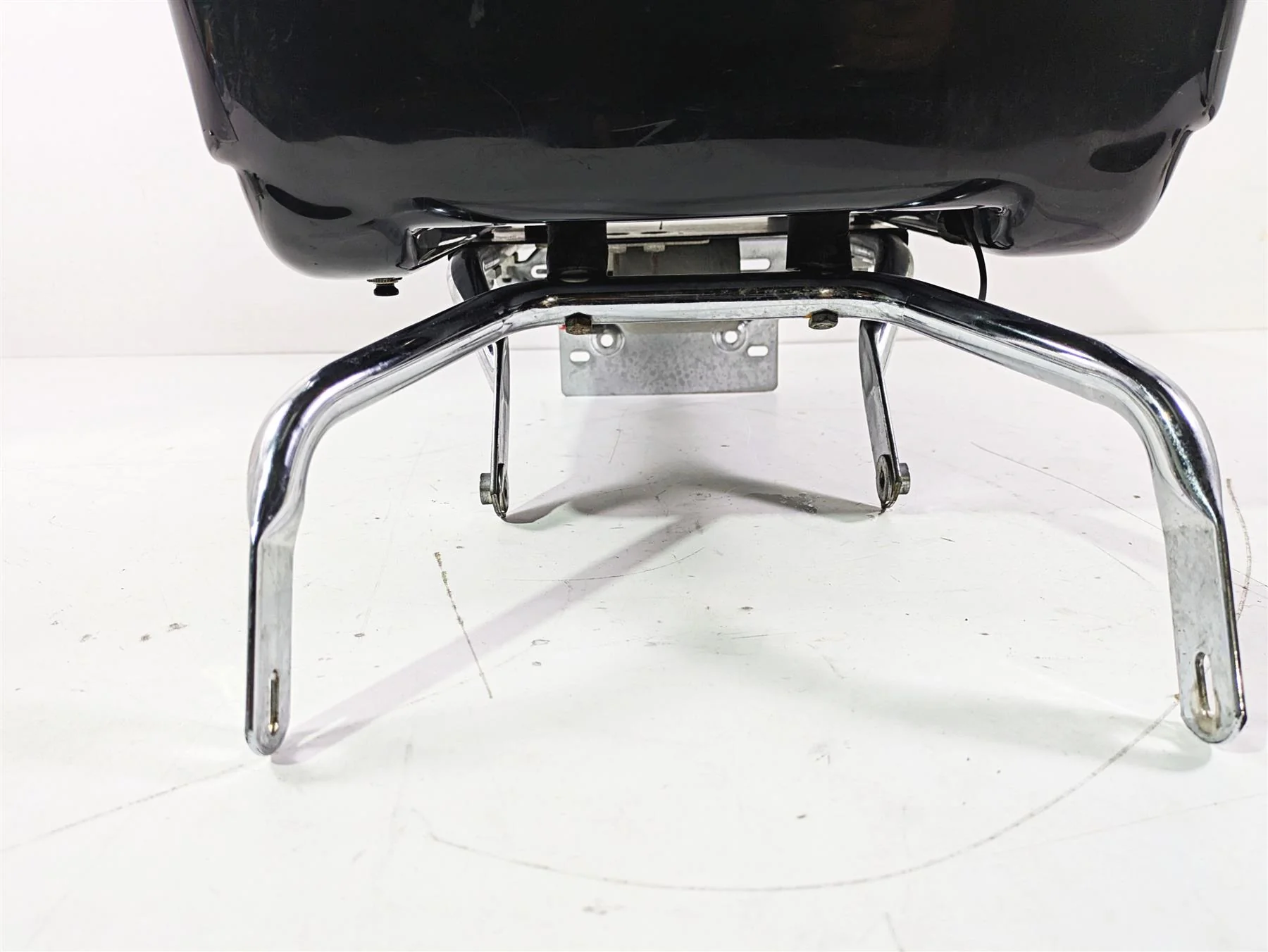2008 Harley Touring FLHTP Electra Glide Trunk + Air Pump & Mounts Set 53801-98 - Image 7
