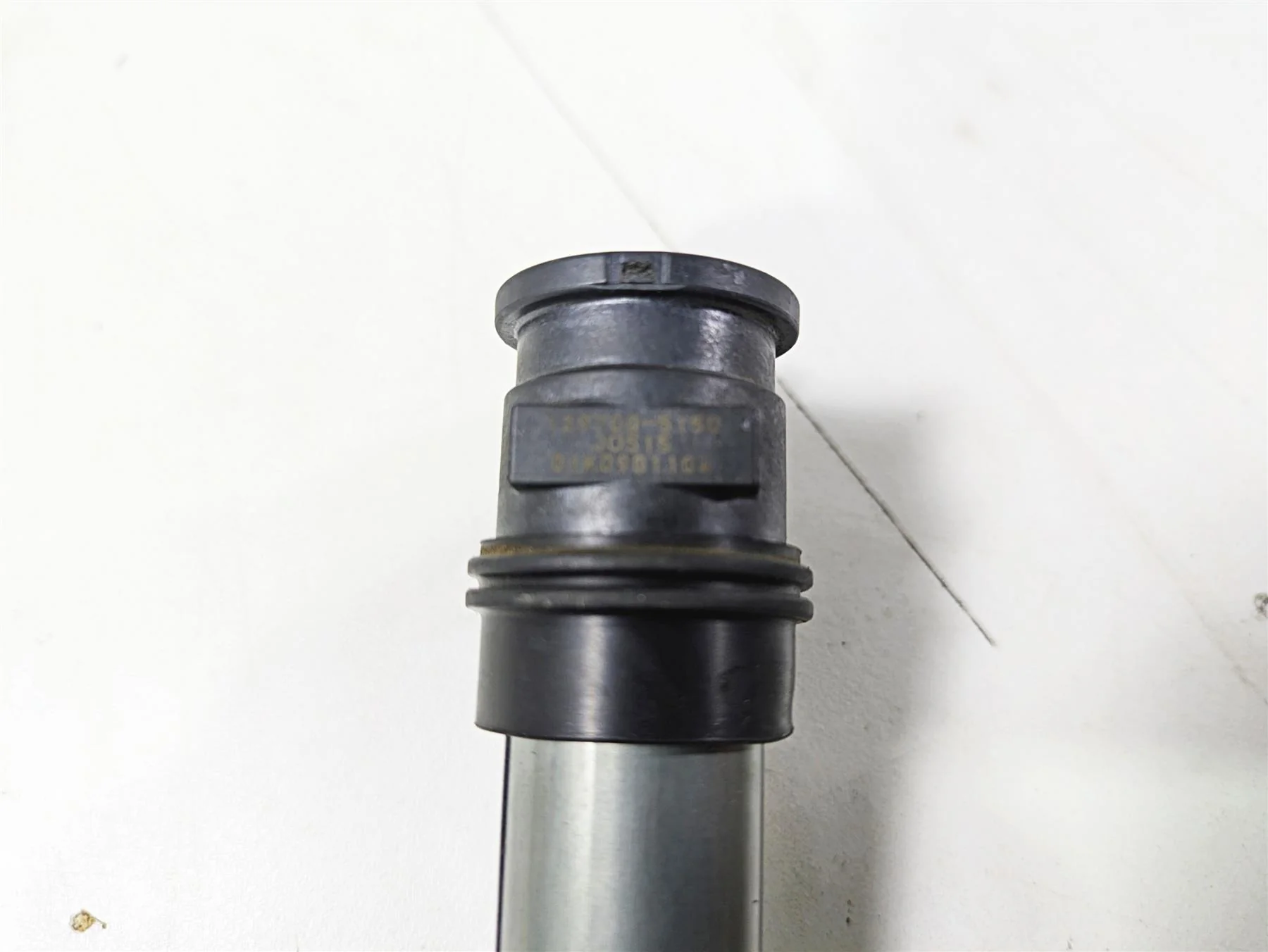 2008 Honda CBR1000RR SC59 Denso Ignition Coil Set 32102-MFL-000 30700-MFL-003 - Image 10