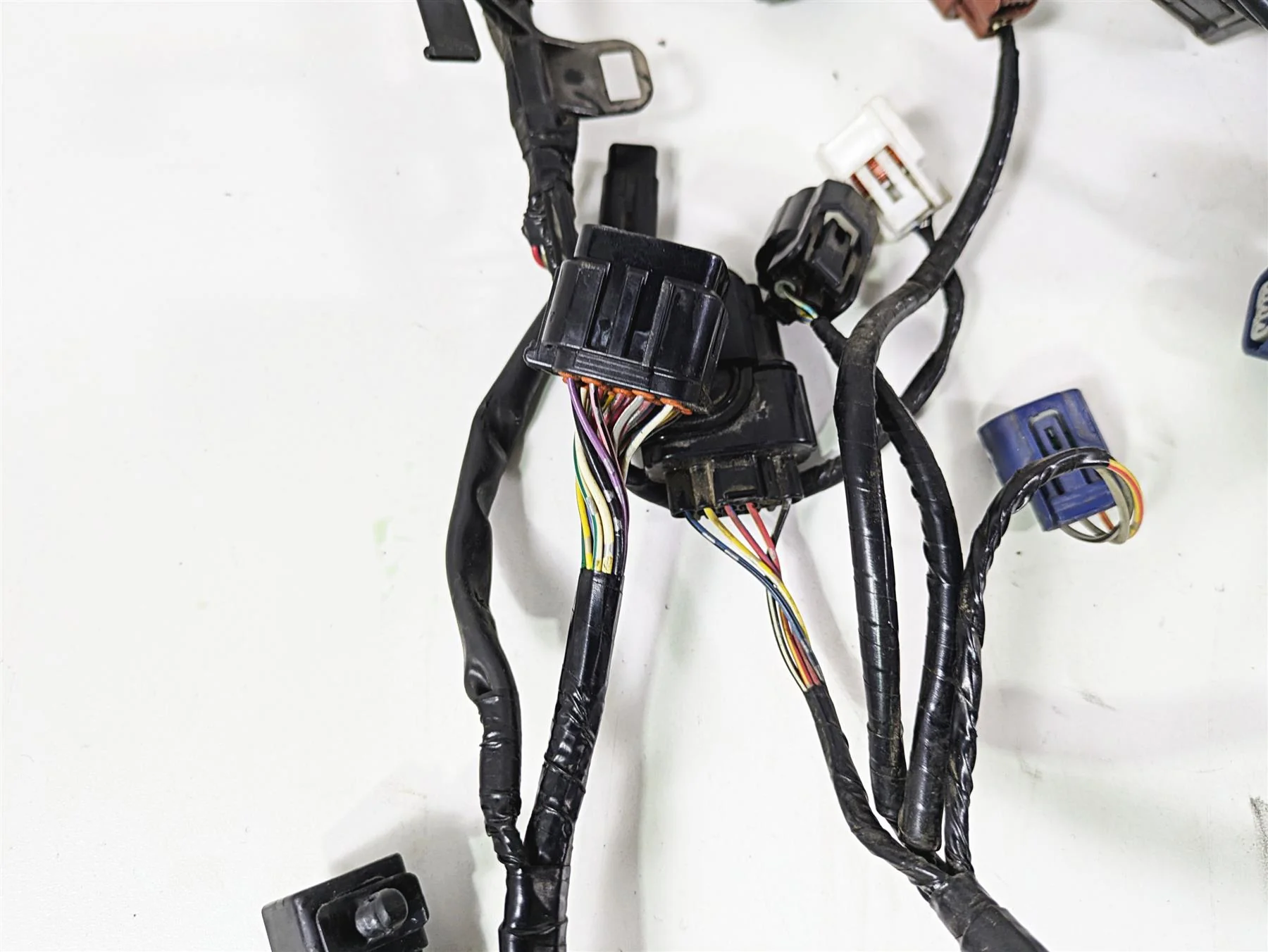 2008 Honda CBR1000RR SC59 Main Wiring Harness Loom - No Cut 32100-MFL-670 - Image 4