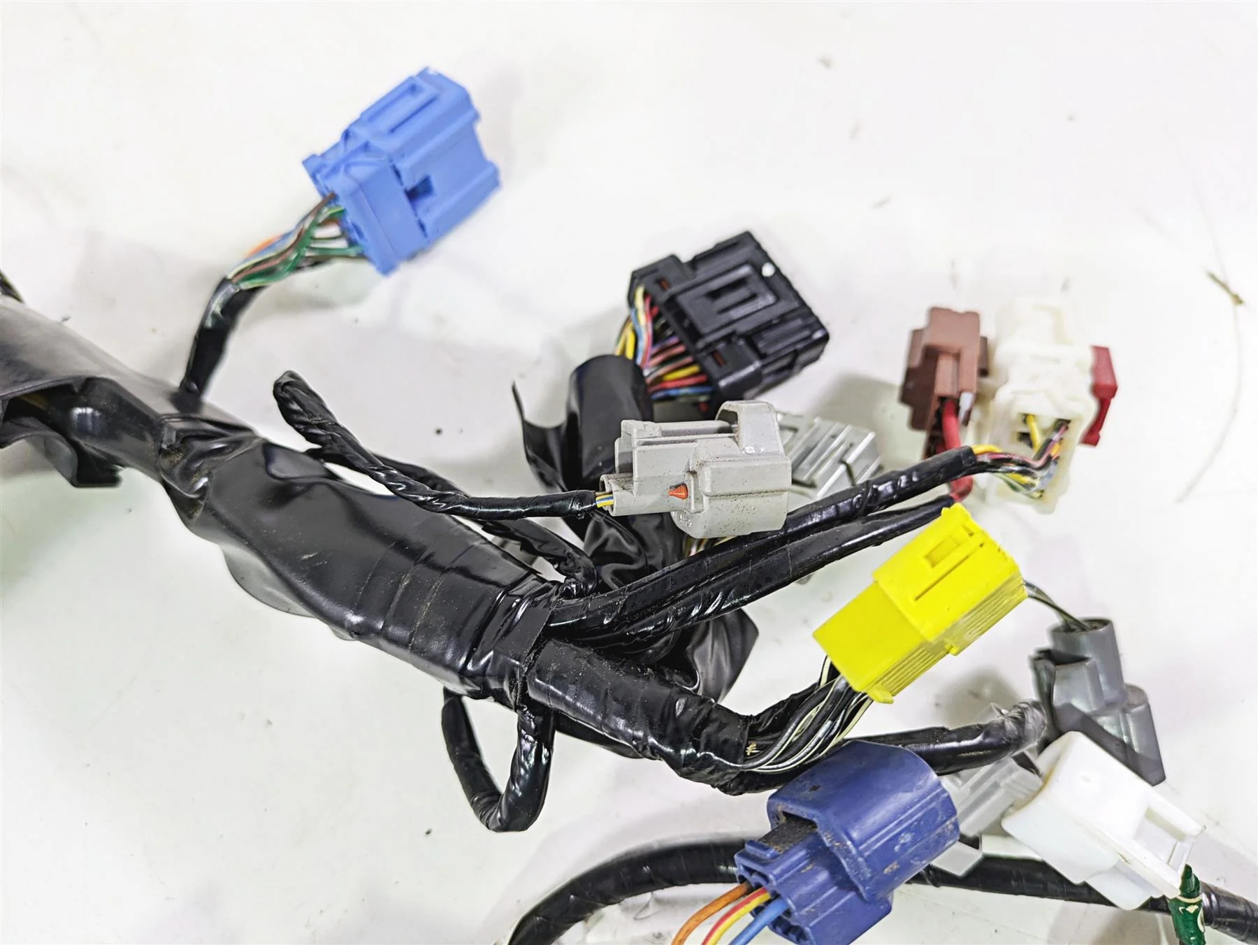 2008 Honda CBR1000RR SC59 Main Wiring Harness Loom - No Cut 32100-MFL-670 - Image 9
