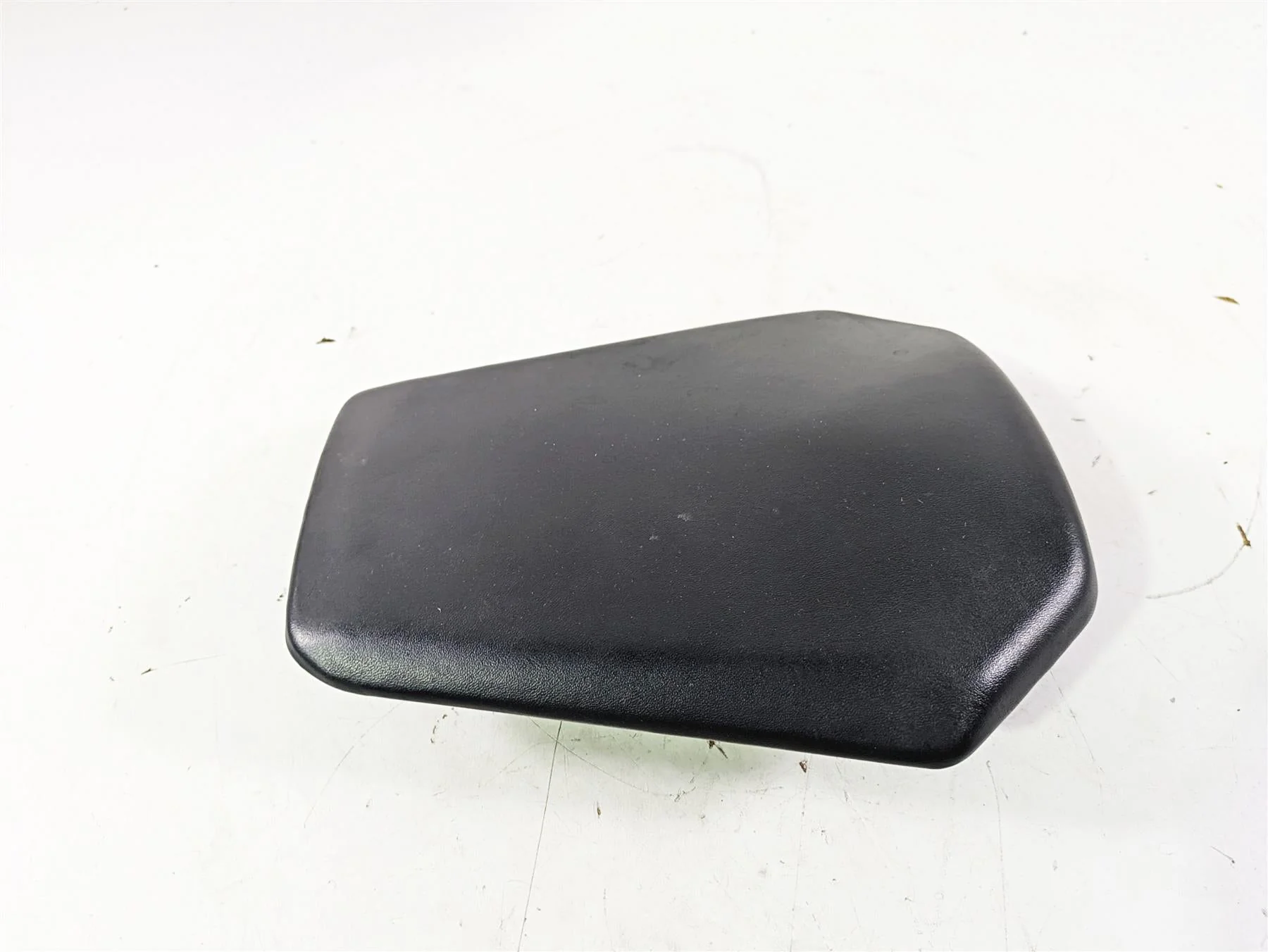 2008 Honda CBR1000RR SC59 Rear Passenger Saddle Seat - No Tears 77300-MFL-003 - Image 3