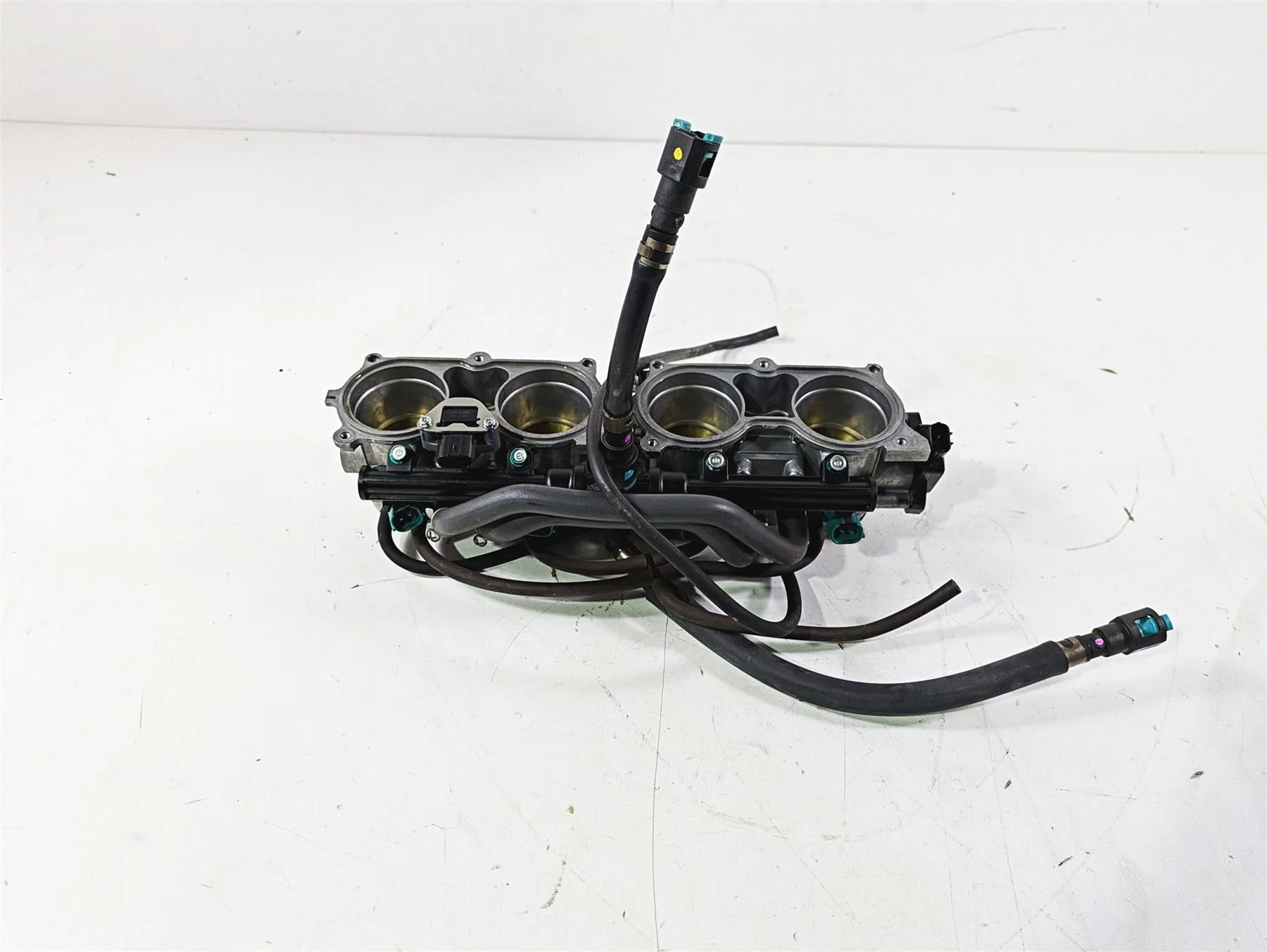 2008 Honda CBR1000RR SC59 Throttle Body Fuel Injectors 16400-MFL-671 - Image 3