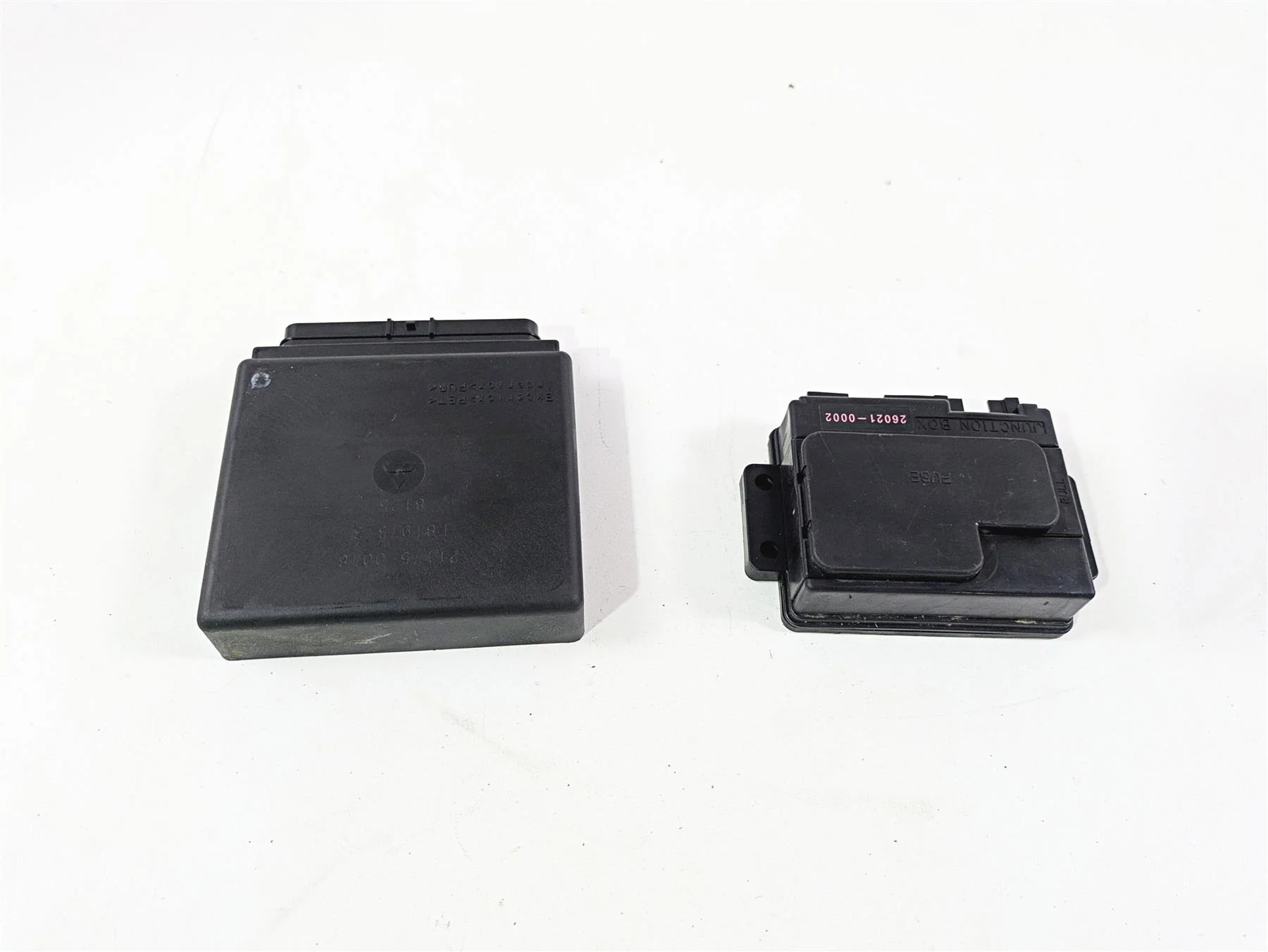 2008 Kawasaki VN1600 Vulcan Nomad Cdi Control Module & Junction Box 21175-0048 - Image 7