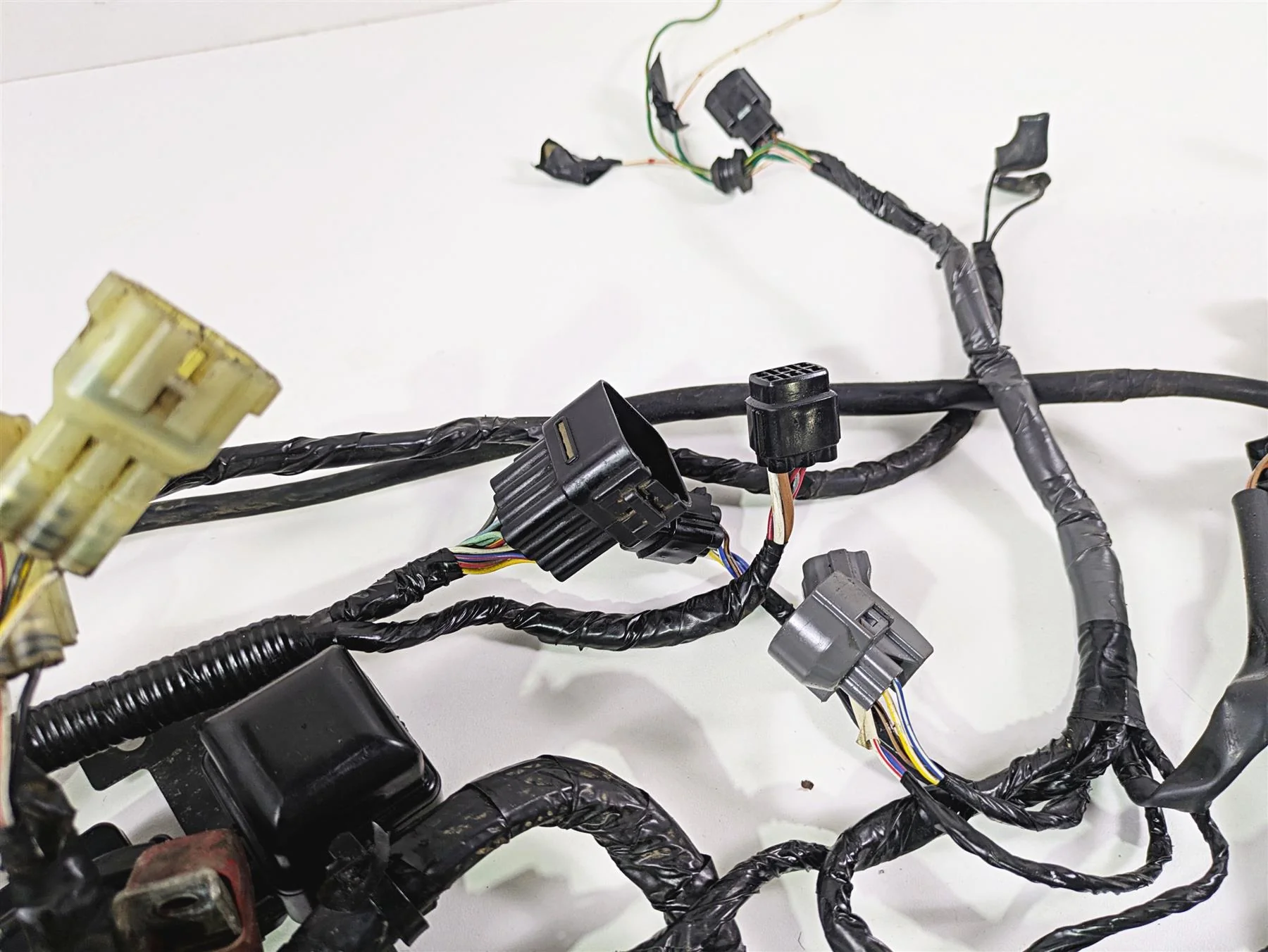 2008 Kawasaki VN1600 Vulcan Nomad Main Wiring Harness & Coils 26031-0478 - Image 4