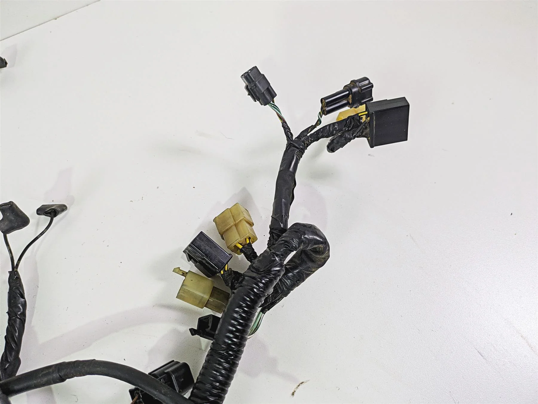 2008 Kawasaki VN1600 Vulcan Nomad Main Wiring Harness & Coils 26031-0478 - Image 5