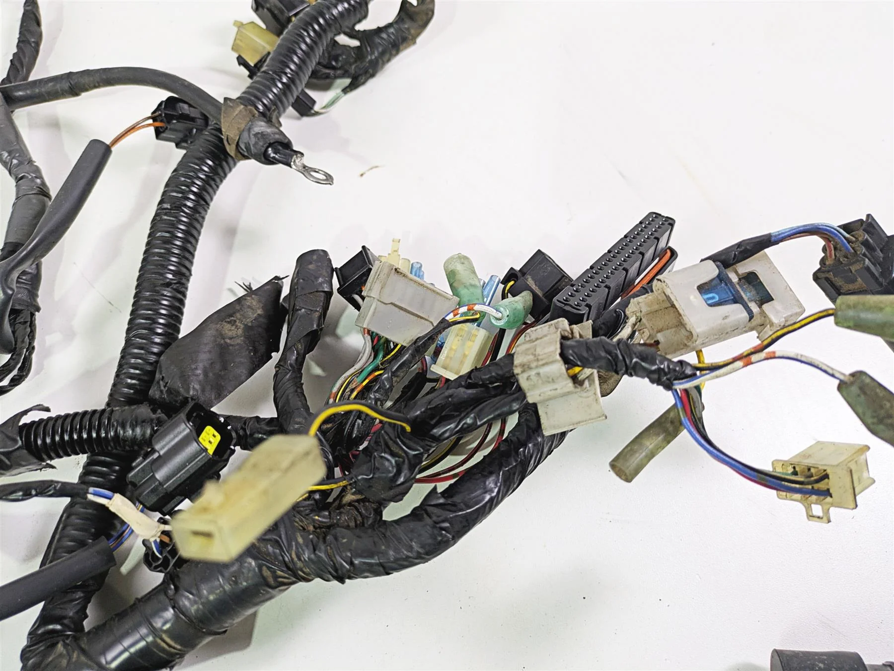 2008 Kawasaki VN1600 Vulcan Nomad Main Wiring Harness & Coils 26031-0478 - Image 7