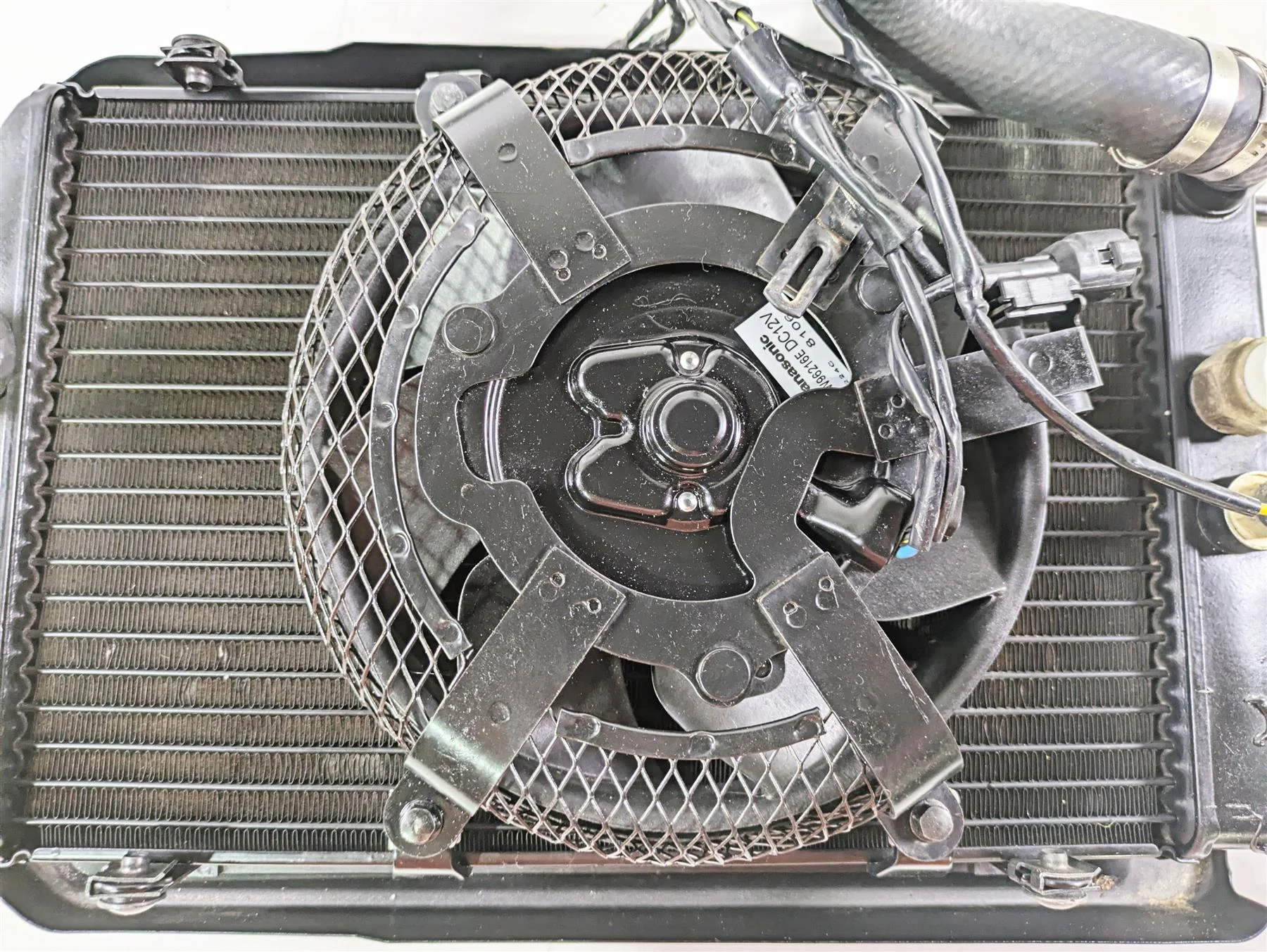 2008 Kawasaki VN1600 Vulcan Nomad Radiator Fan Reservoir Set - Read 39060-0019 - Image 10
