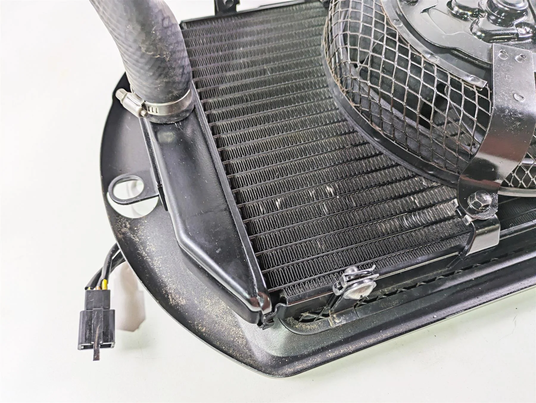 2008 Kawasaki VN1600 Vulcan Nomad Radiator Fan Reservoir Set - Read 39060-0019 - Image 12
