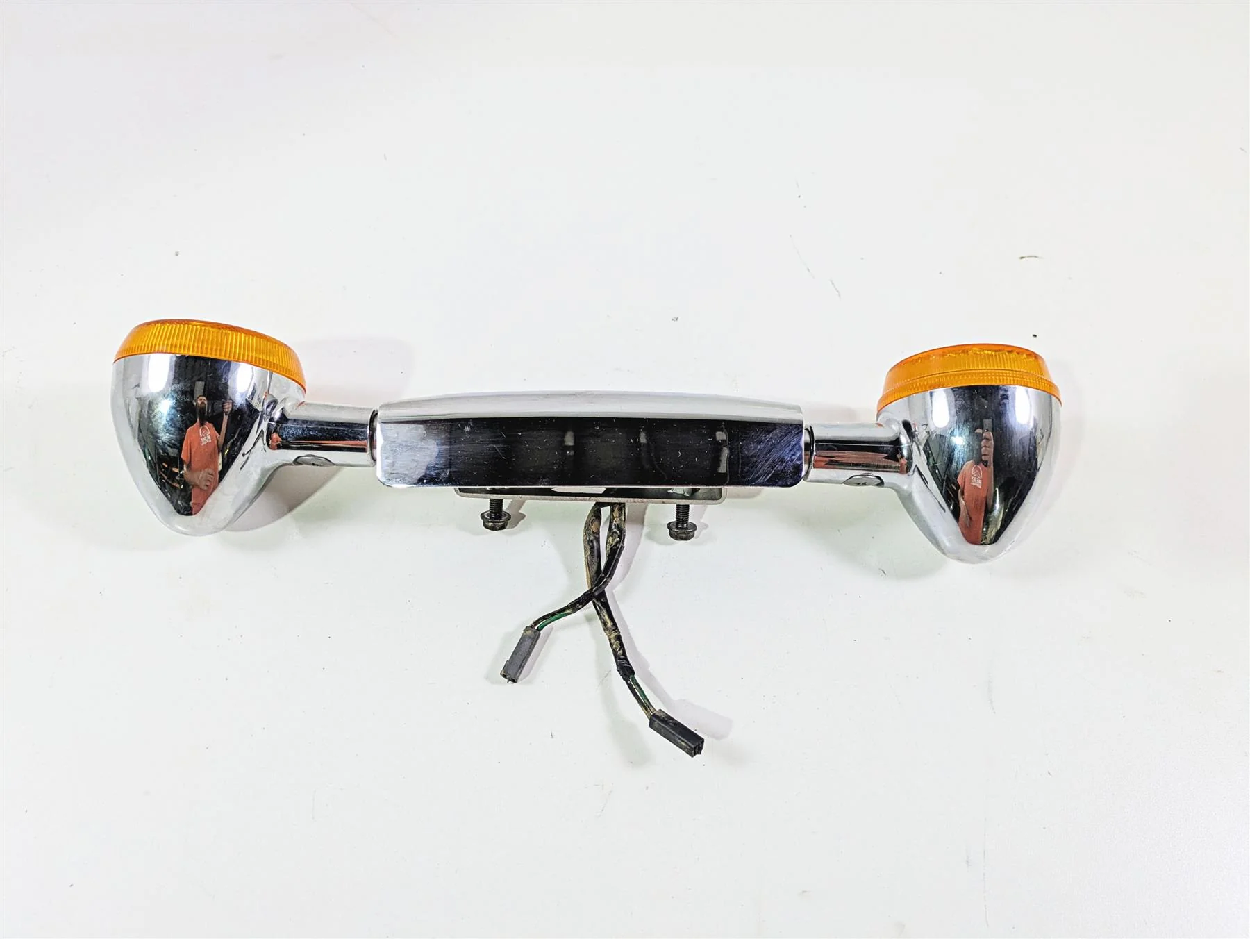 2008 Kawasaki VN1600 Vulcan Nomad Rear Blinker & Mount Bracket Set 23051-0002 - Image 3