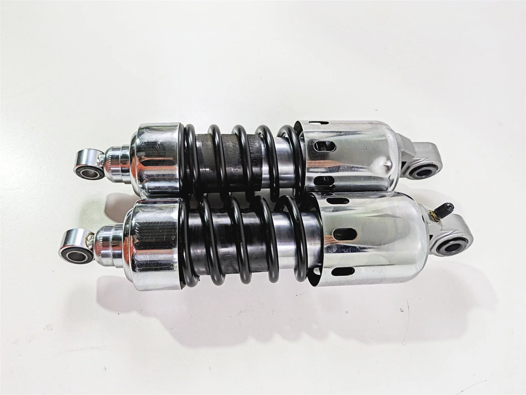 2008 Kawasaki VN1600 Vulcan Nomad Rear Suspension Shock Damper 45014-0108 - Image 3