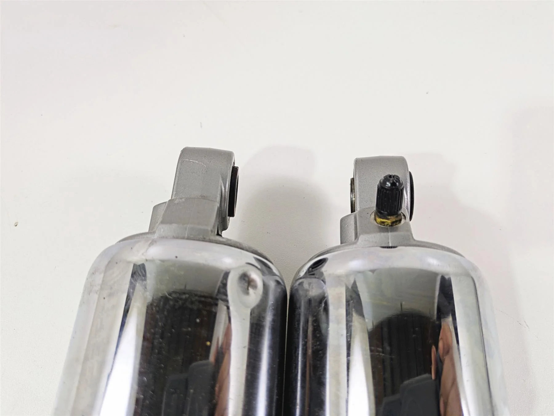 2008 Kawasaki VN1600 Vulcan Nomad Rear Suspension Shock Damper 45014-0108 - Image 7