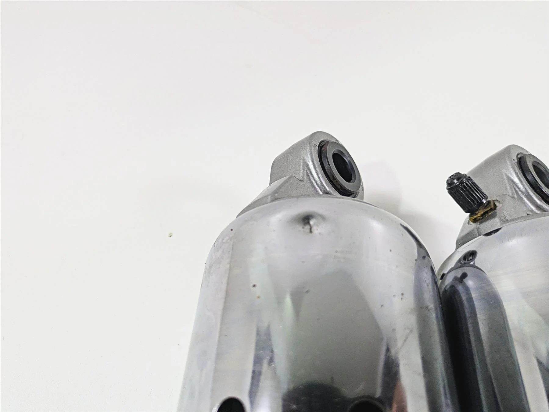 2008 Kawasaki VN1600 Vulcan Nomad Rear Suspension Shock Damper 45014-0108 - Image 8