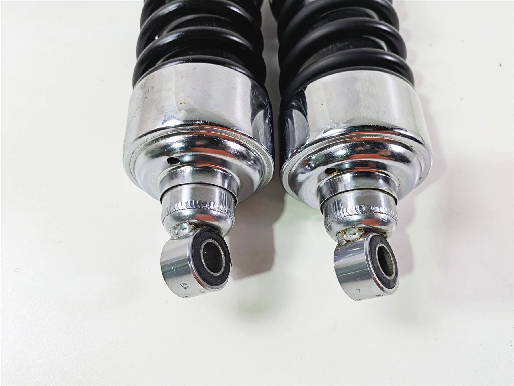 2008 Kawasaki VN1600 Vulcan Nomad Rear Suspension Shock Damper 45014-0108 - Image 9