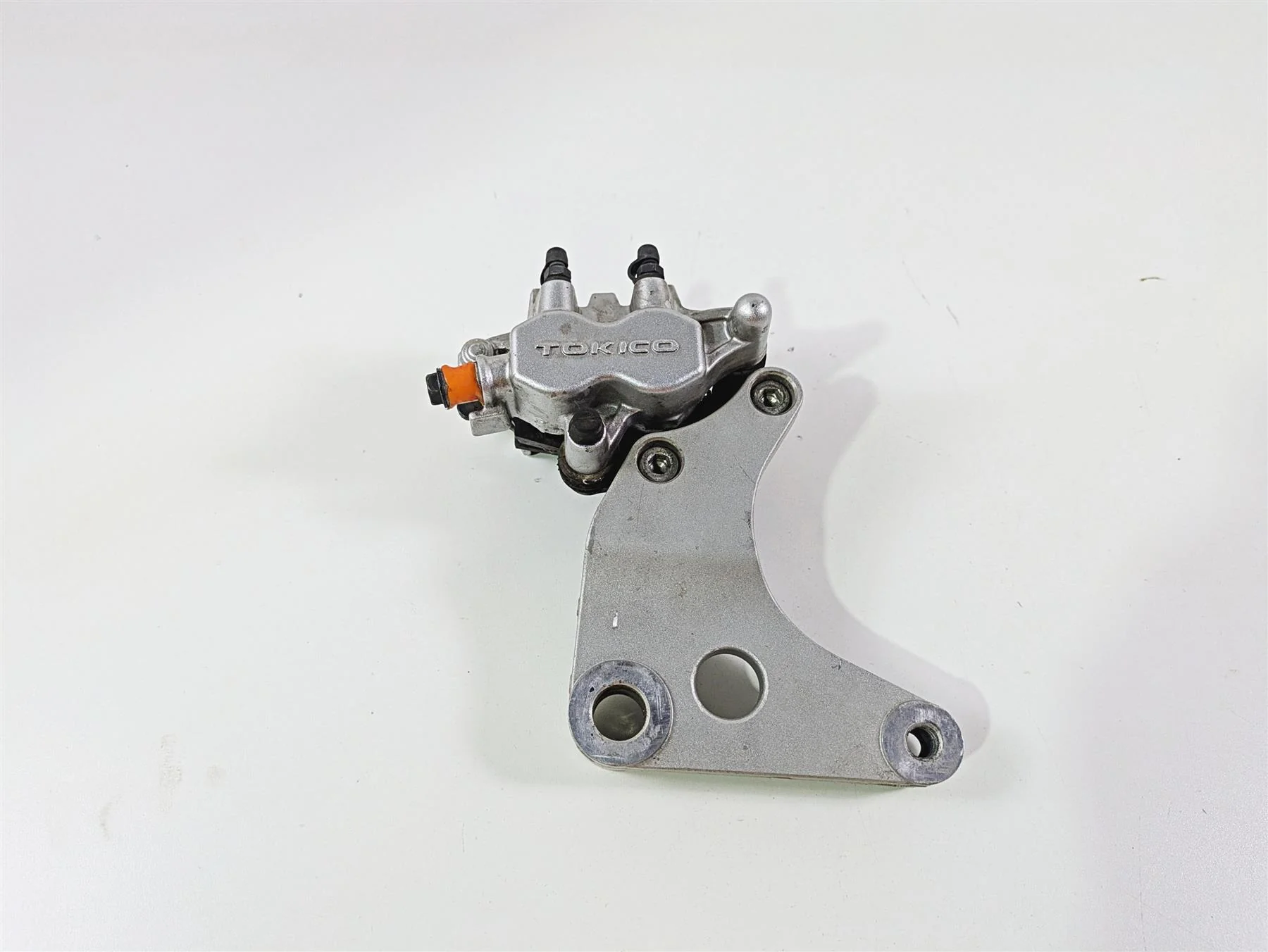 2008 Kawasaki VN1600 Vulcan Nomad Tokico Rear Brake Caliper 43080-5098-GN