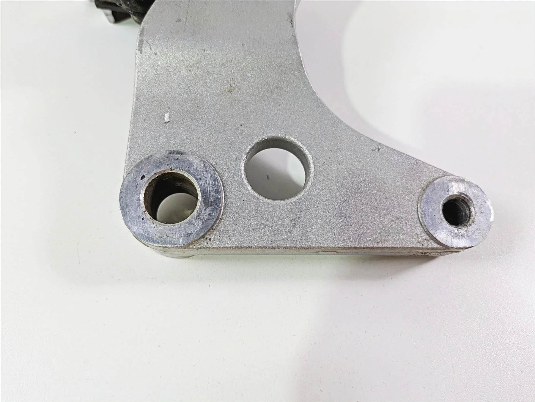 2008 Kawasaki VN1600 Vulcan Nomad Tokico Rear Brake Caliper 43080-5098-GN - Image 6