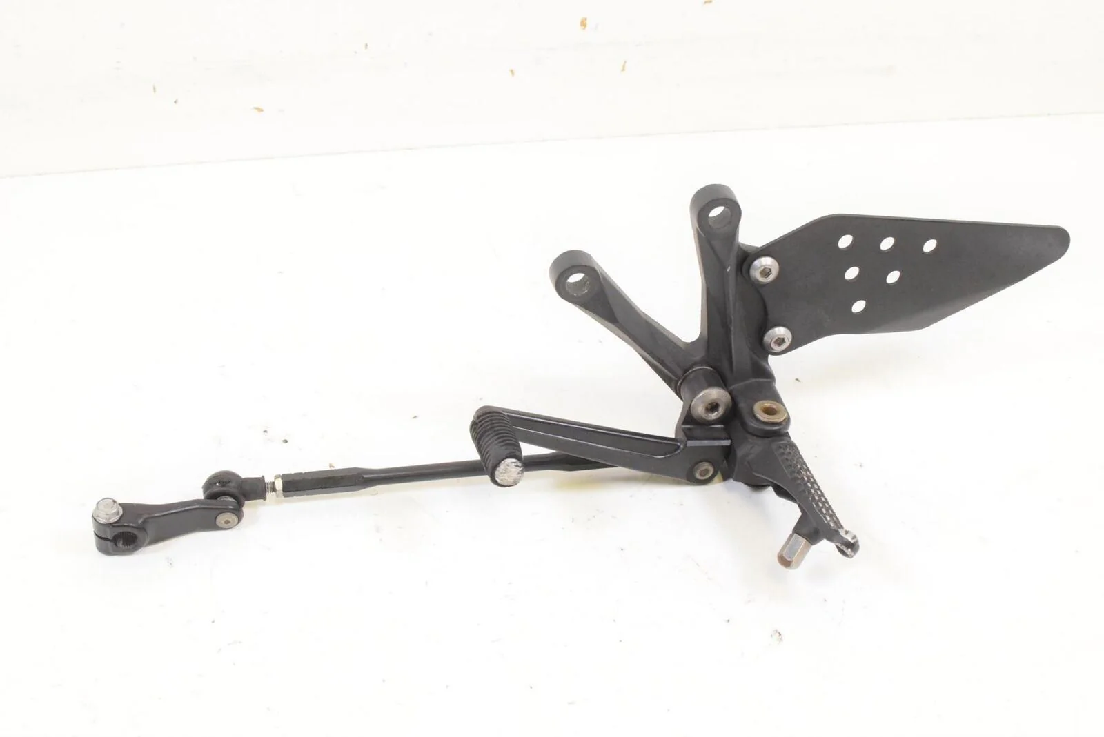 2008 Kawasaki ZX10R ZX10 Ninja Left Rider Fornt Footpeg Foot Peg 35063-0226-18R