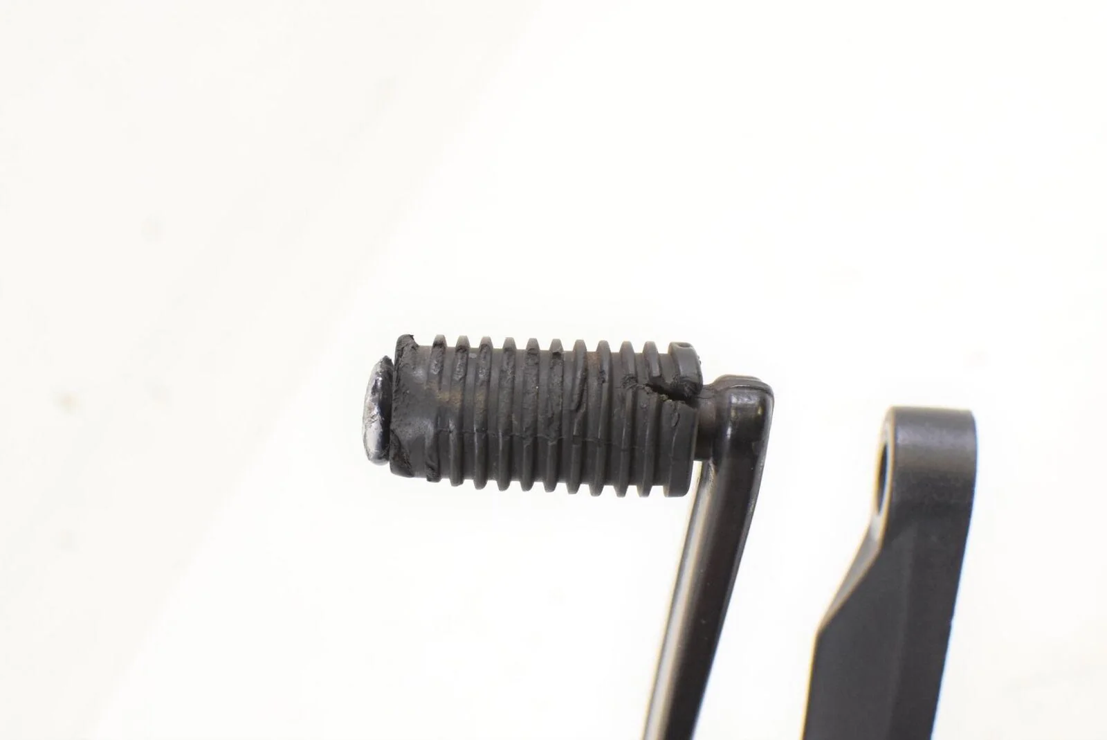 2008 Kawasaki ZX10R ZX10 Ninja Left Rider Fornt Footpeg Foot Peg 35063-0226-18R - Image 7