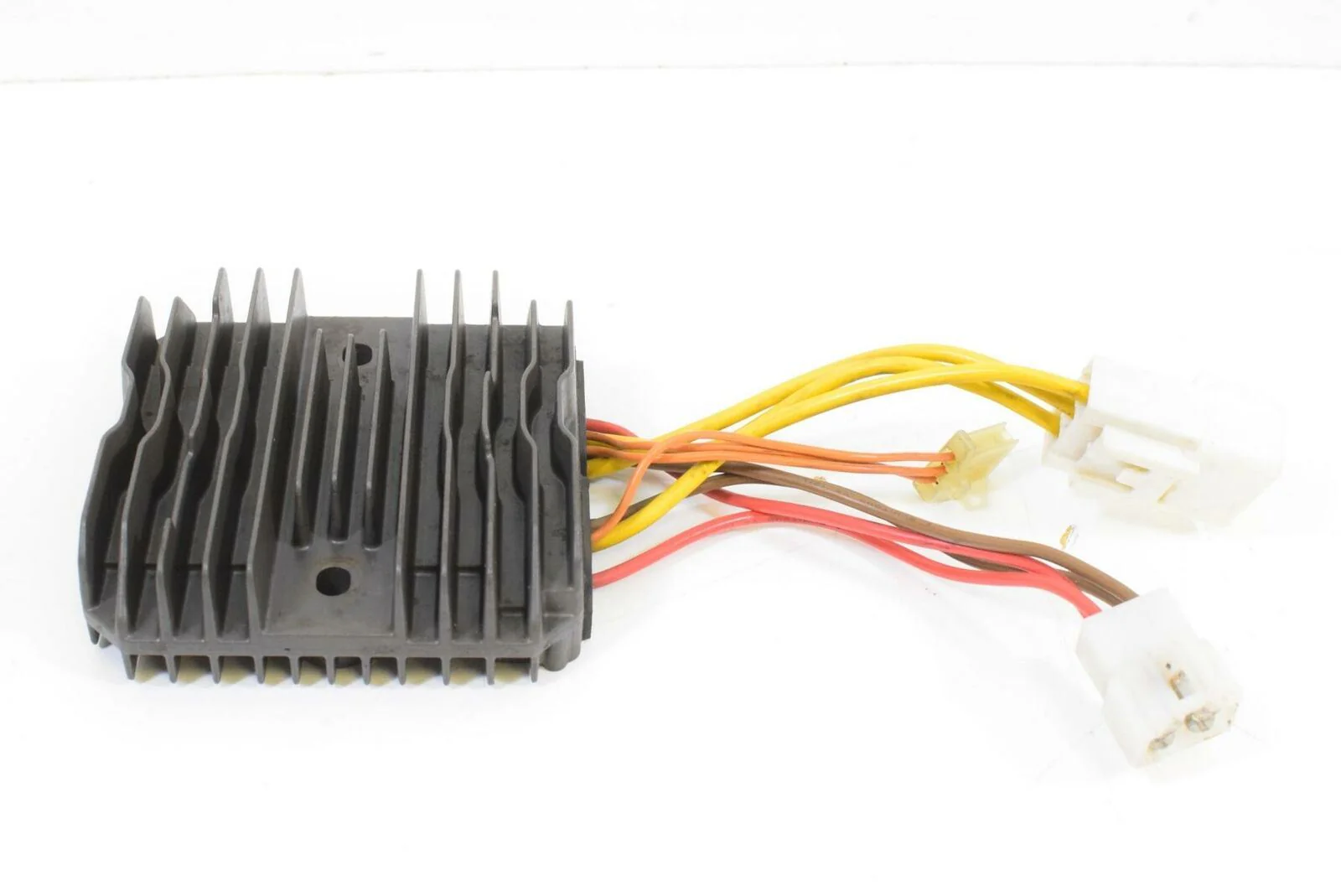 2008 Polaris RMK 700 155" Rectifier Voltage Volts Regulator 4011731 - Image 3