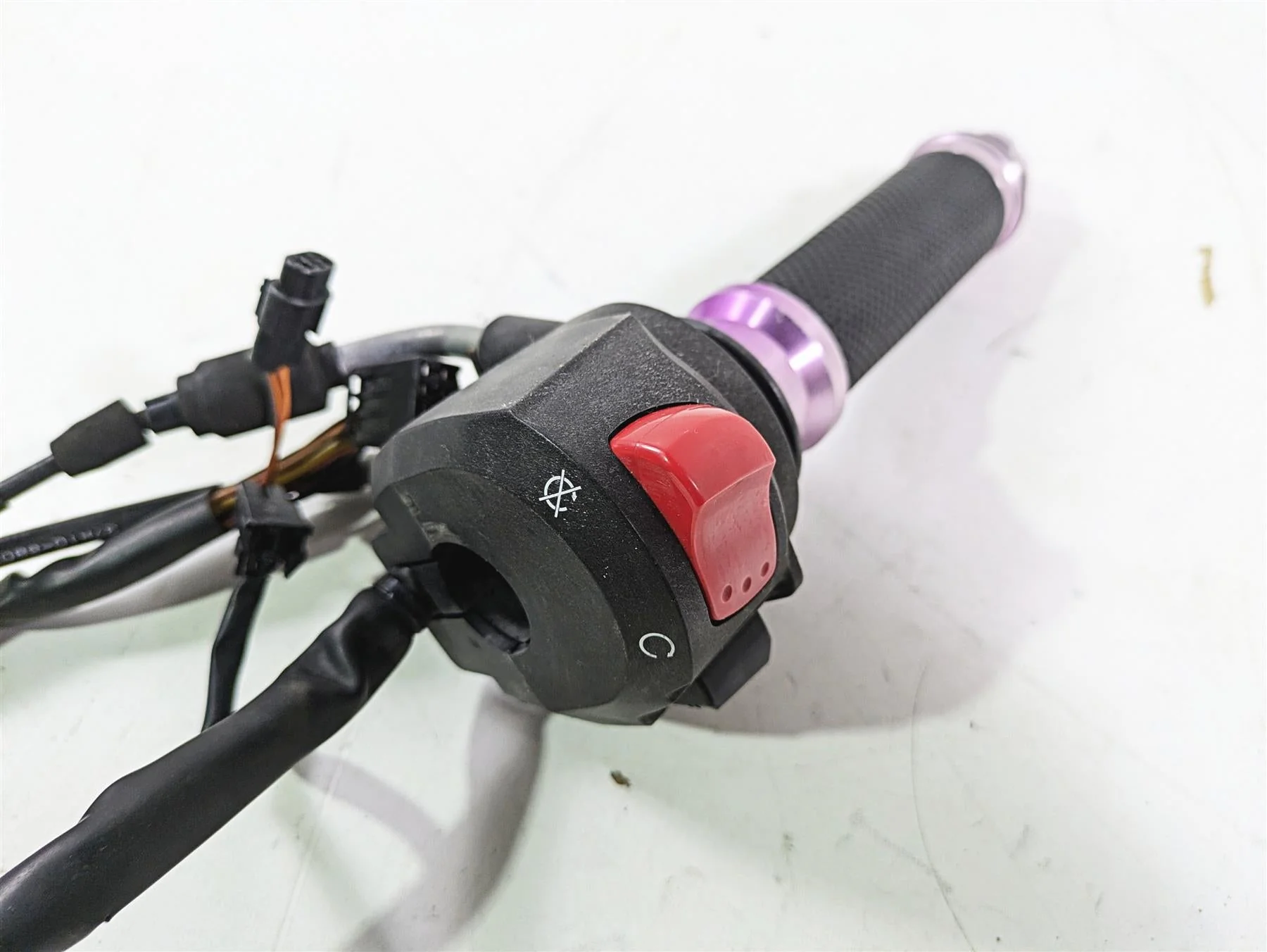 2008 Suzuki GSXR600 Right Hand Start Kill Throttle Control Switch 37200-21H01 - Image 11