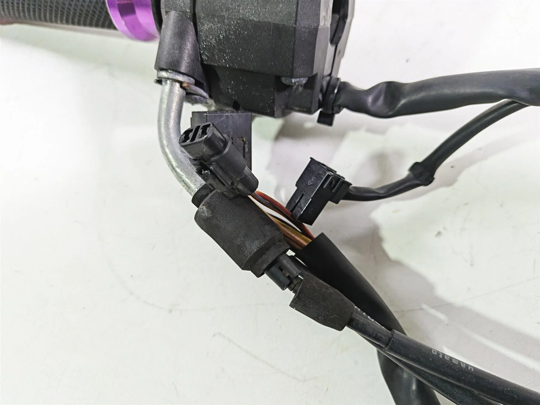 2008 Suzuki GSXR600 Right Hand Start Kill Throttle Control Switch 37200-21H01 - Image 9