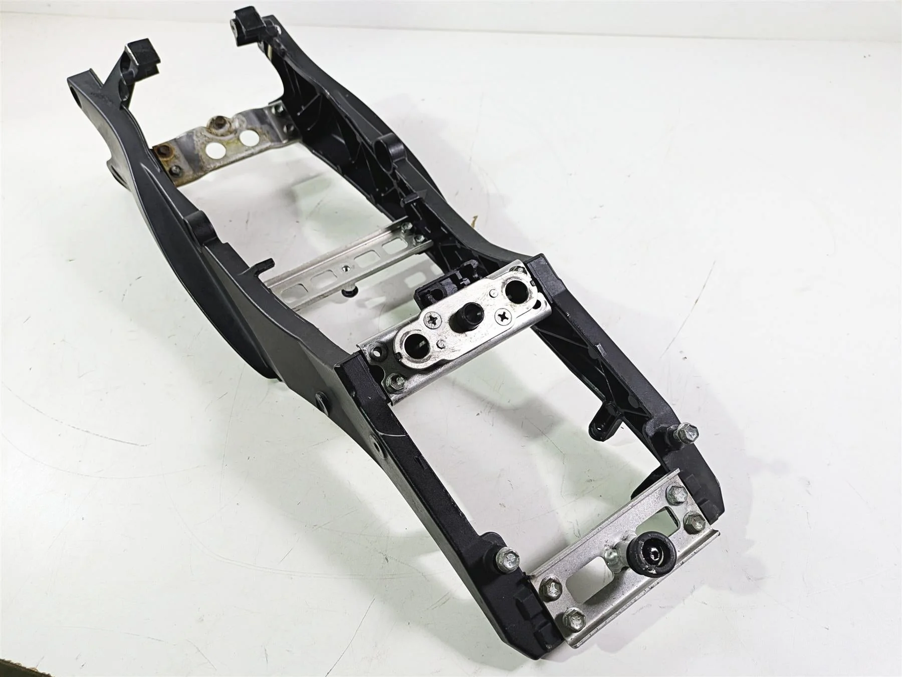 2008 Suzuki GSXR600 Straight Rear Subframe Sub Frame 41211-37H00-YUG