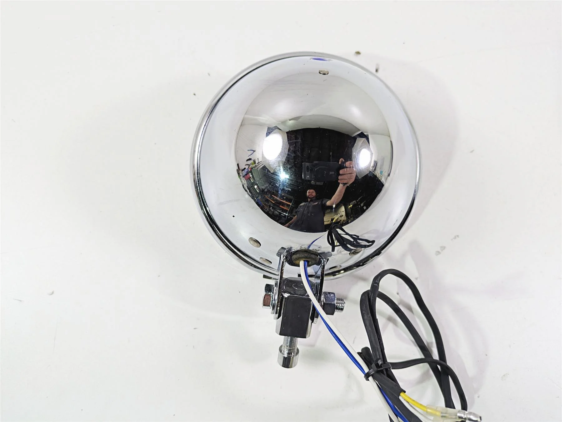 2008 Ultima Motorcycles Fat Bastard Round Chrome Headlight & Mount - Image 2