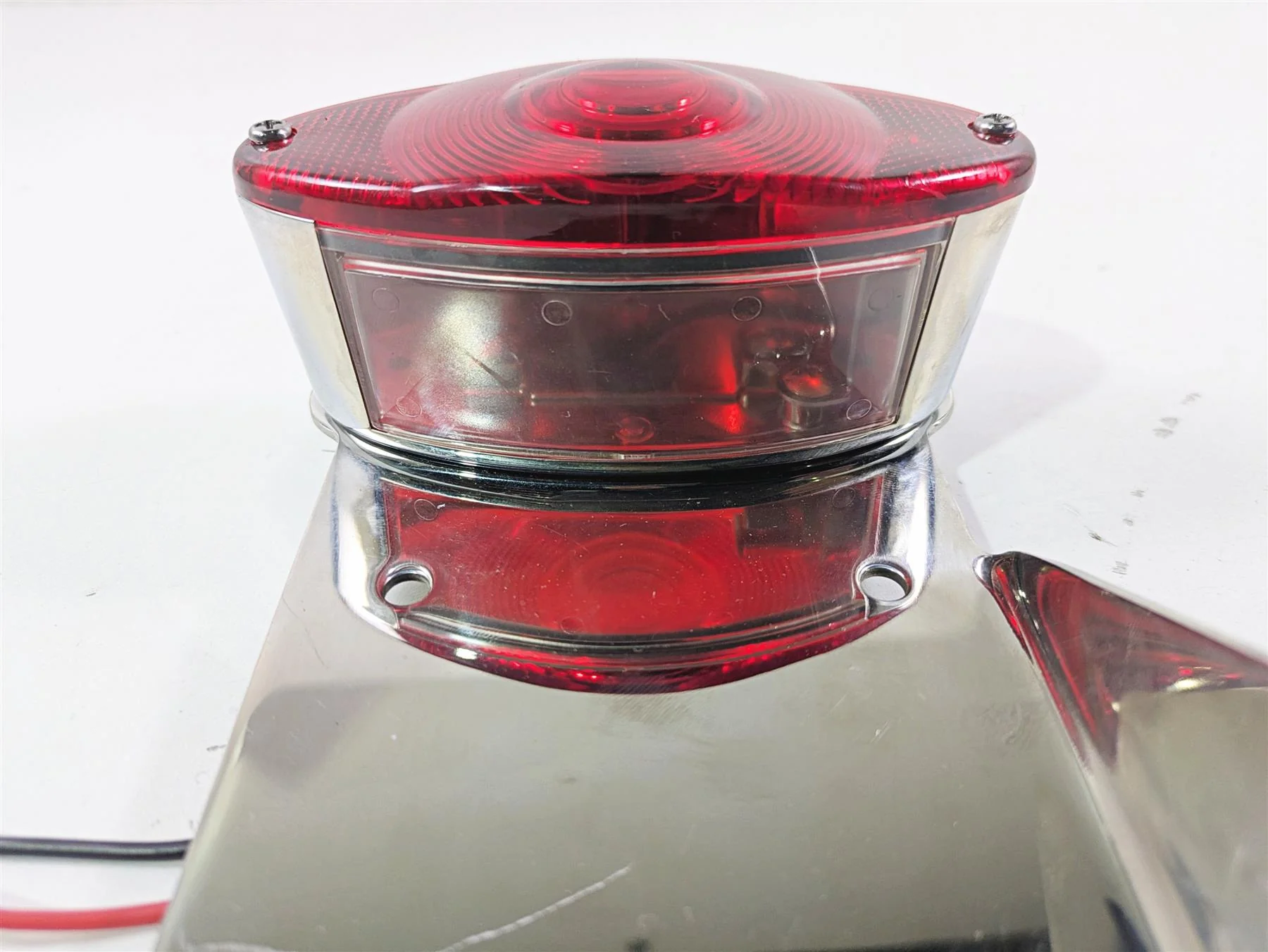 2008 Ultima Motorcycles Fat Bastard Side Chrome Plate Holder & Taillight Set - Image 11