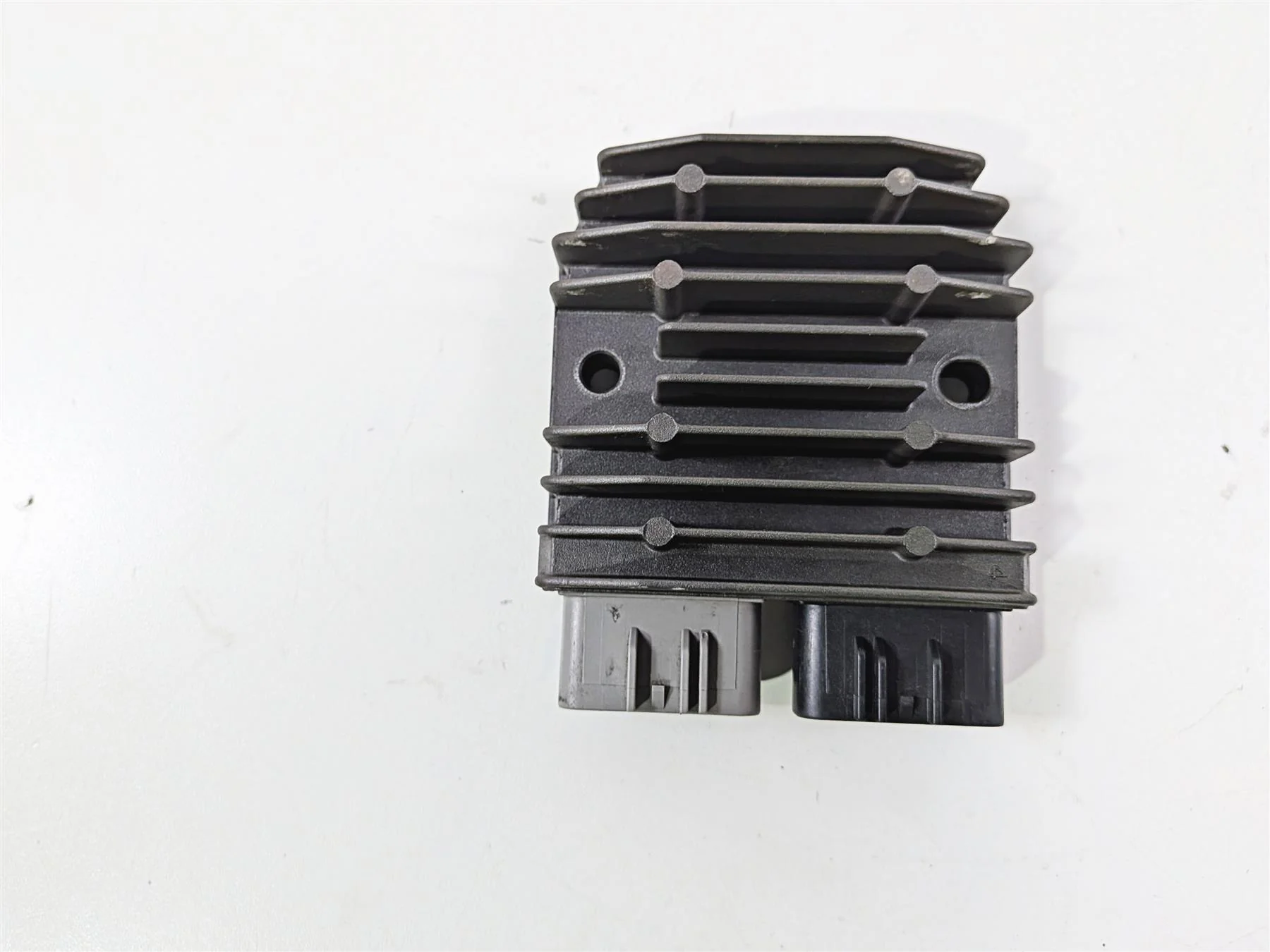 2008 Yamaha XV1900 Roadliner S Rectifier Voltage Regulator 1D7-81960-01-00