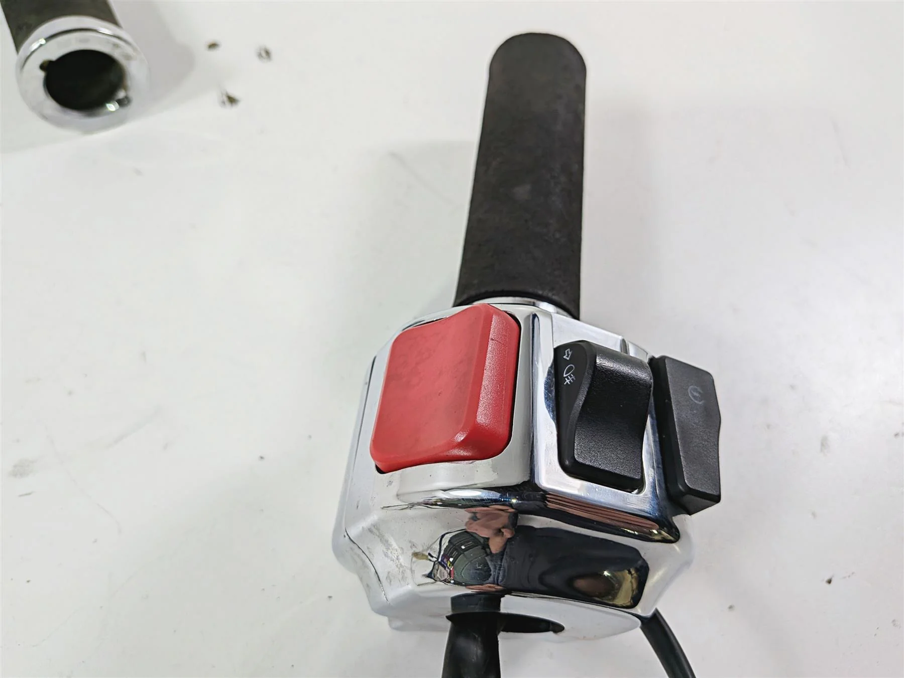 2008 Yamaha XV1900 Roadliner S Right Hand Control Switch 1D7-83973-00-00 - Image 11