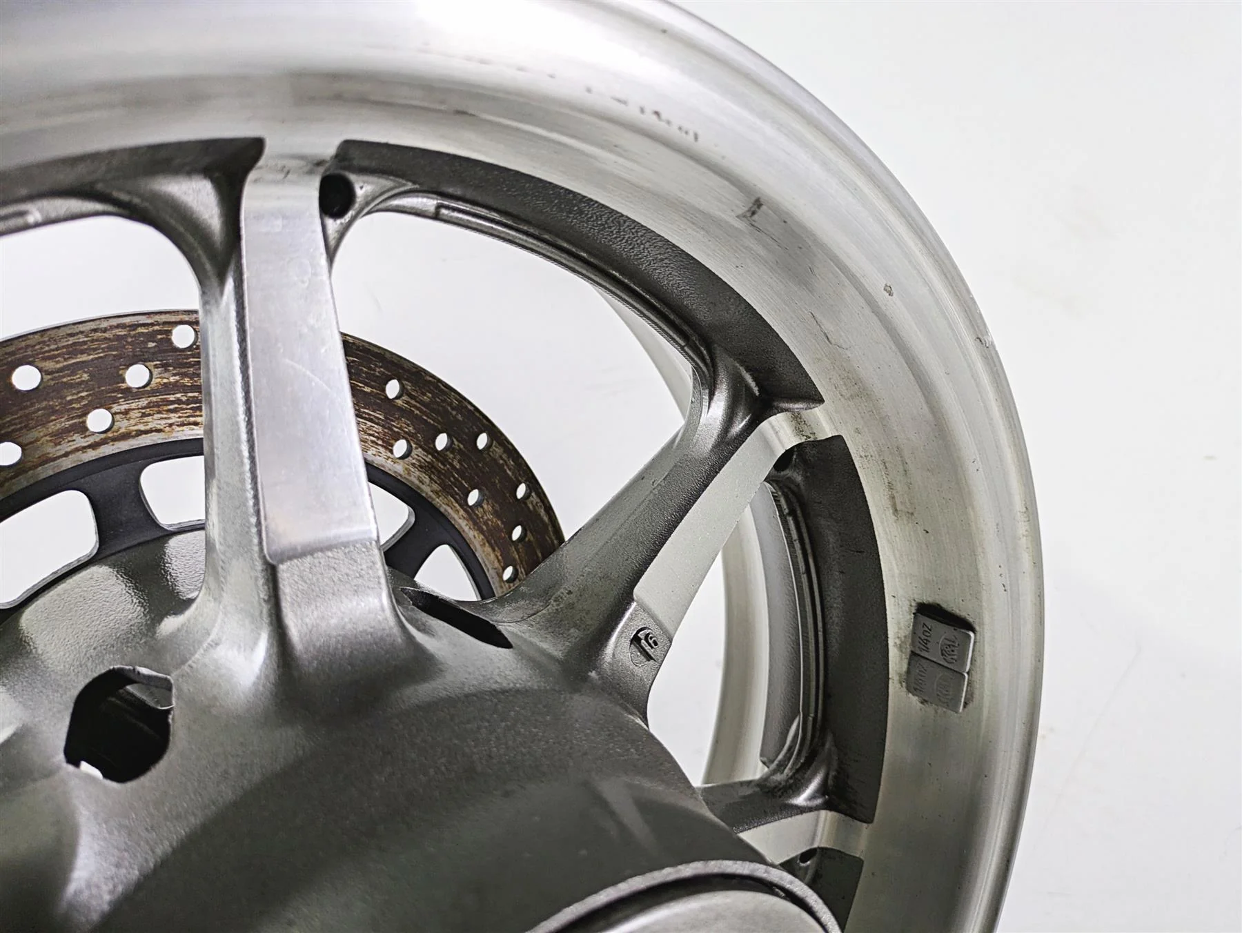 2008 Yamaha XVS1300 V-Star Tourer 16x4.5 Rear Wheel Rim - Runout 3D8-25338-00-MA - Image 10