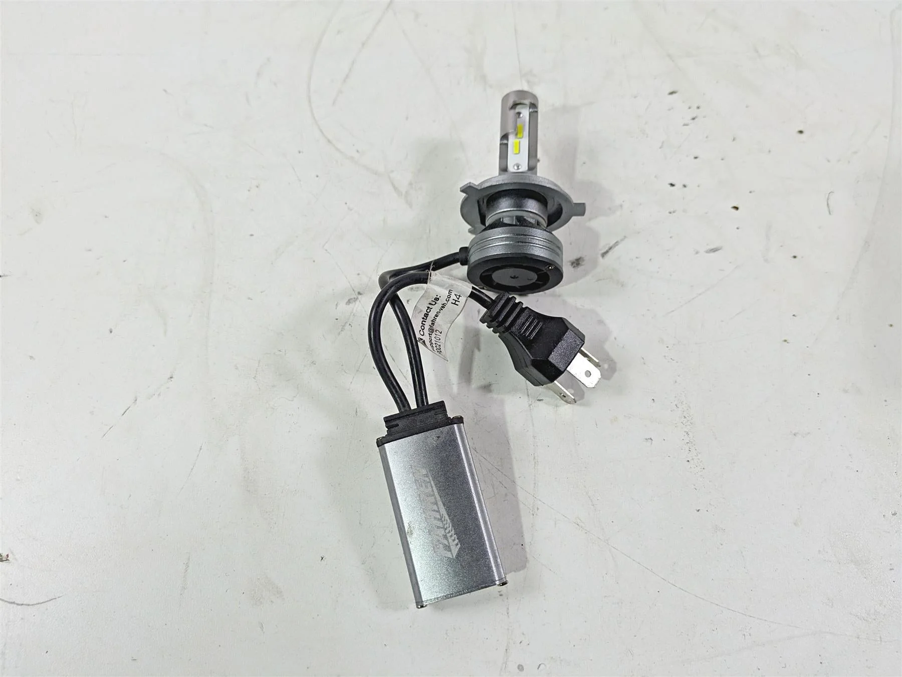 2008 Yamaha XVS1300 V-Star Tourer Fahren H4 Led Headlight Bulb FAH4F6A0807 - Image 4