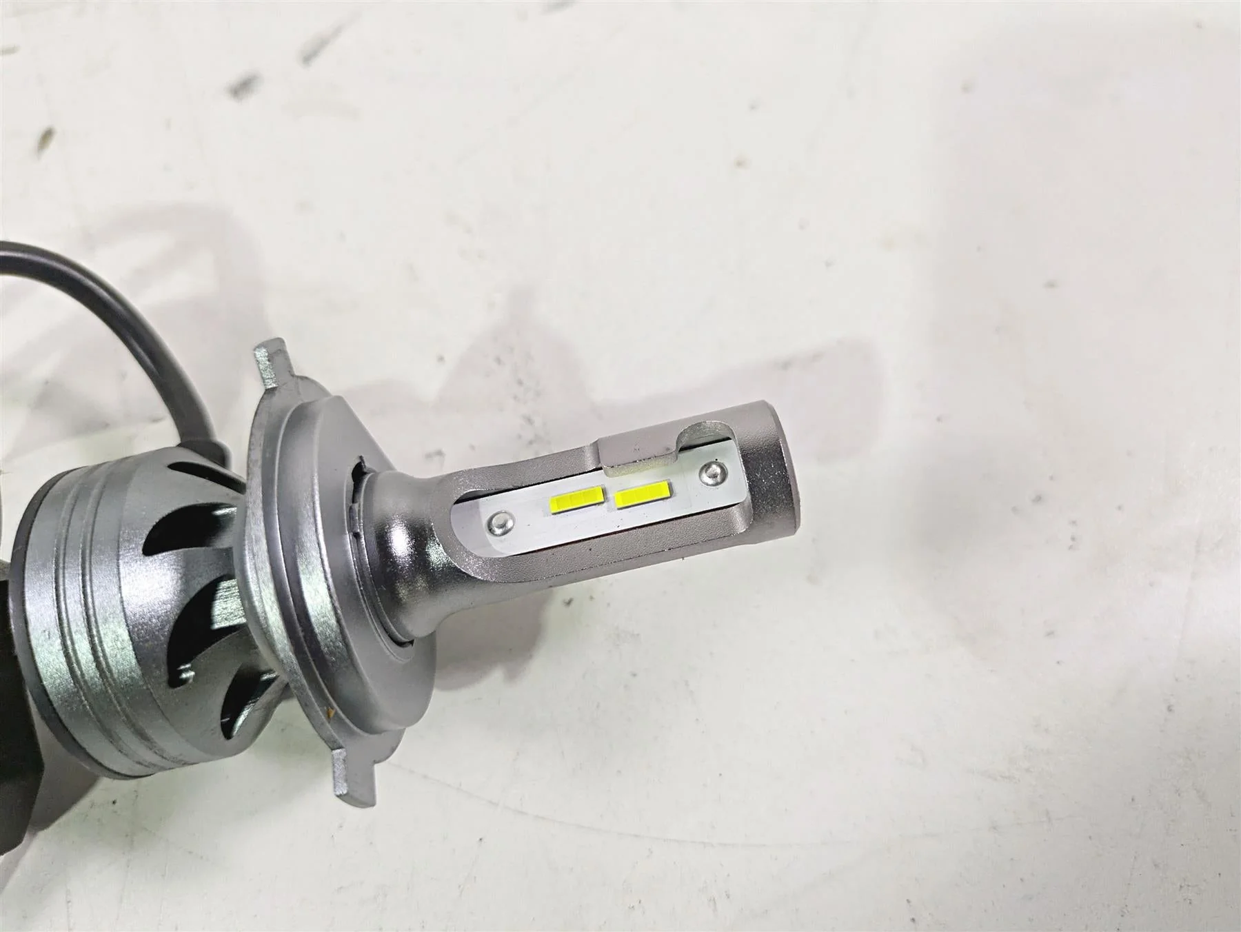 2008 Yamaha XVS1300 V-Star Tourer Fahren H4 Led Headlight Bulb FAH4F6A0807 - Image 7
