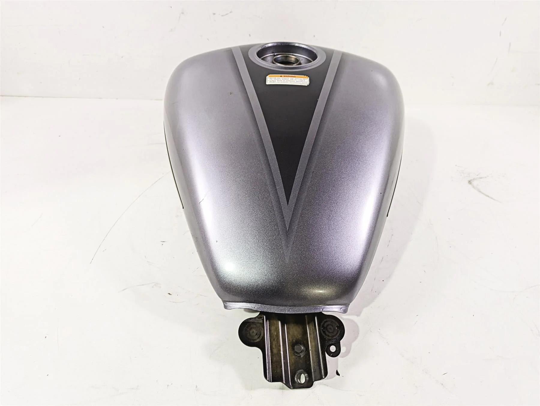 2008 Yamaha XVS1300 V-Star Tourer Fuel Gas Petrol Tank -No Dent 3D8-Y2410-00 - Image 4