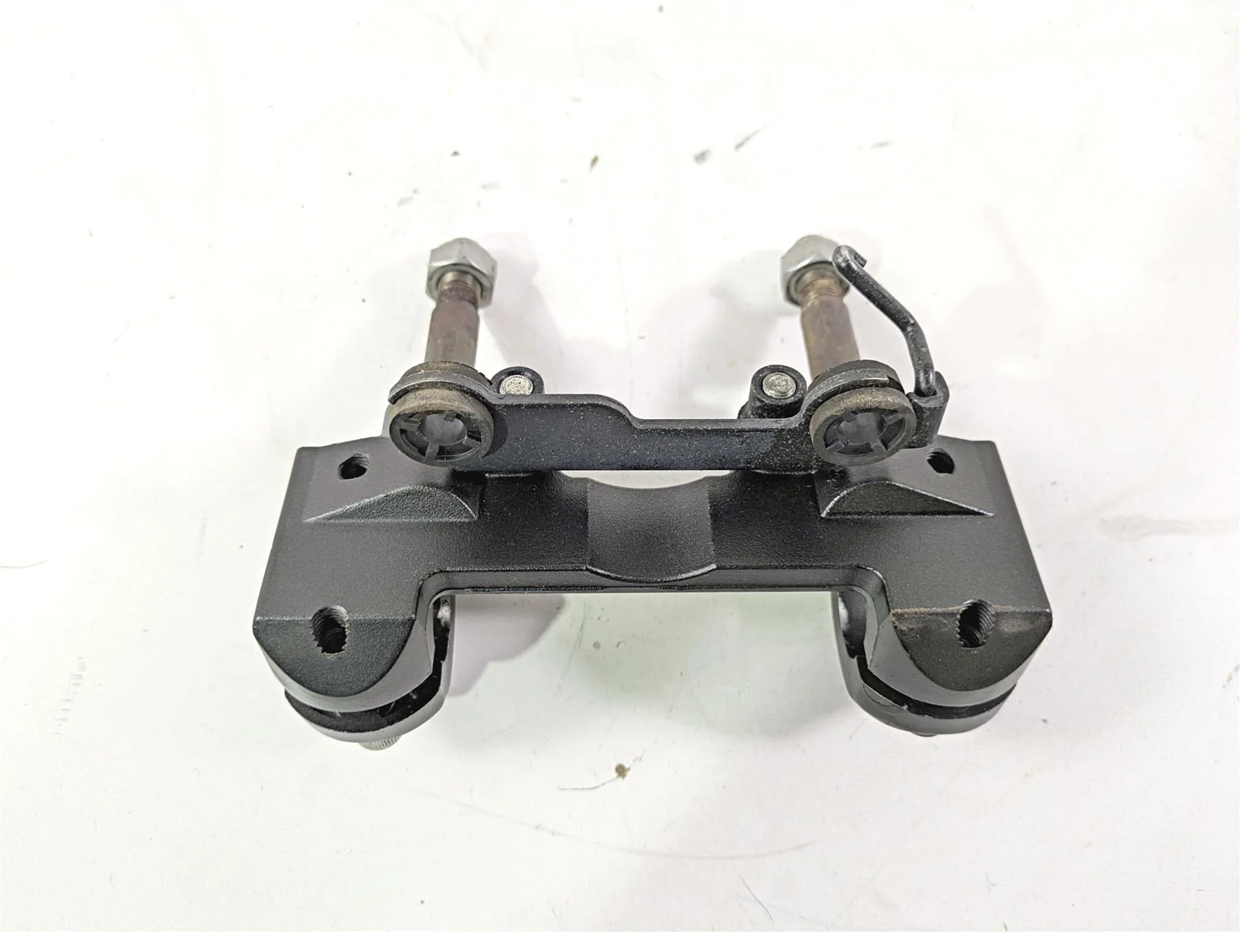 2008 Yamaha XVS1300 V-Star Tourer Handlebar Riser Holder 3D8-23442-00-00 - Image 10