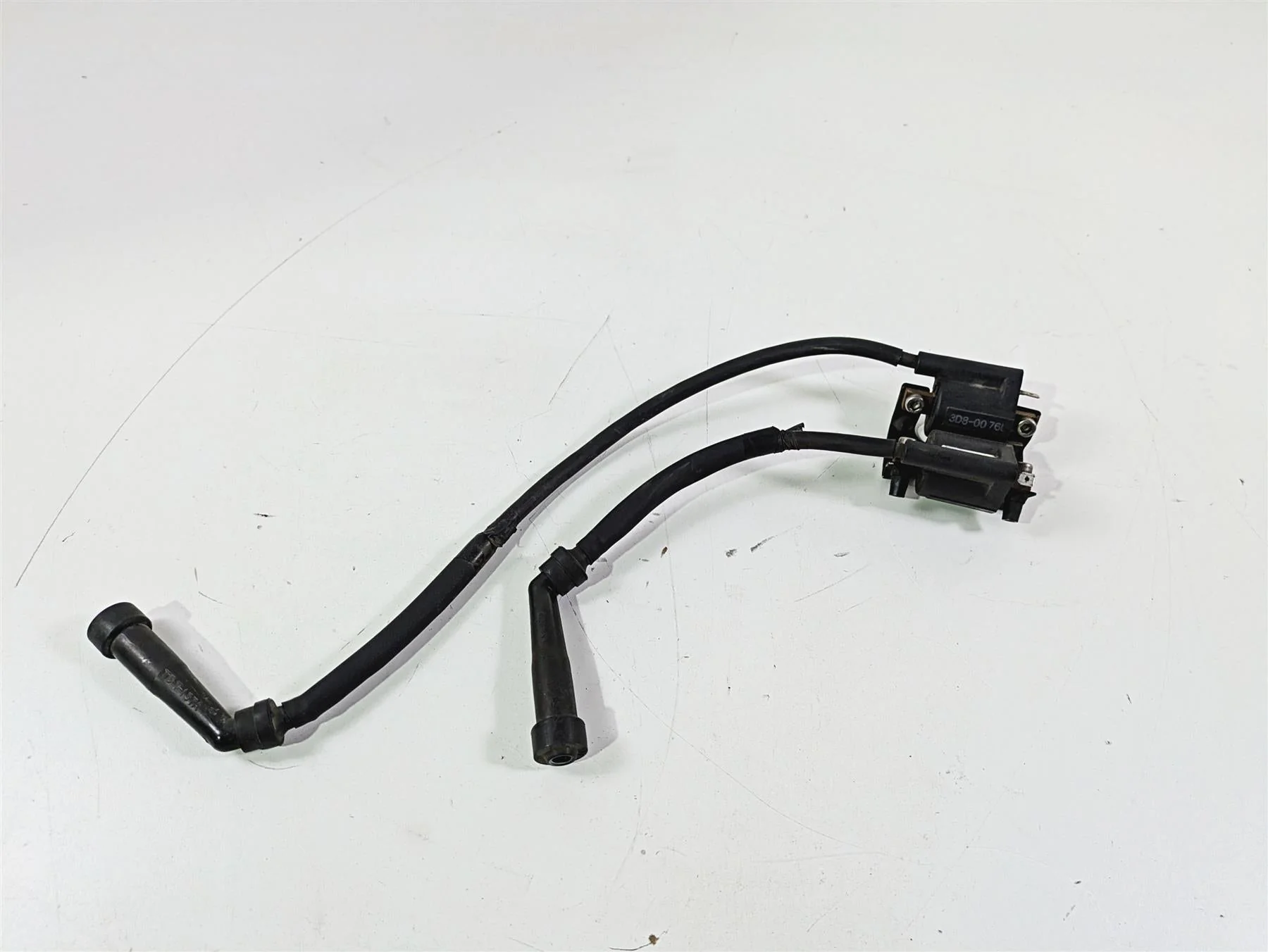 2008 Yamaha XVS1300 V-Star Tourer Ignition Coils Wires Plugs 3D8-82310-11-00 - Image 3