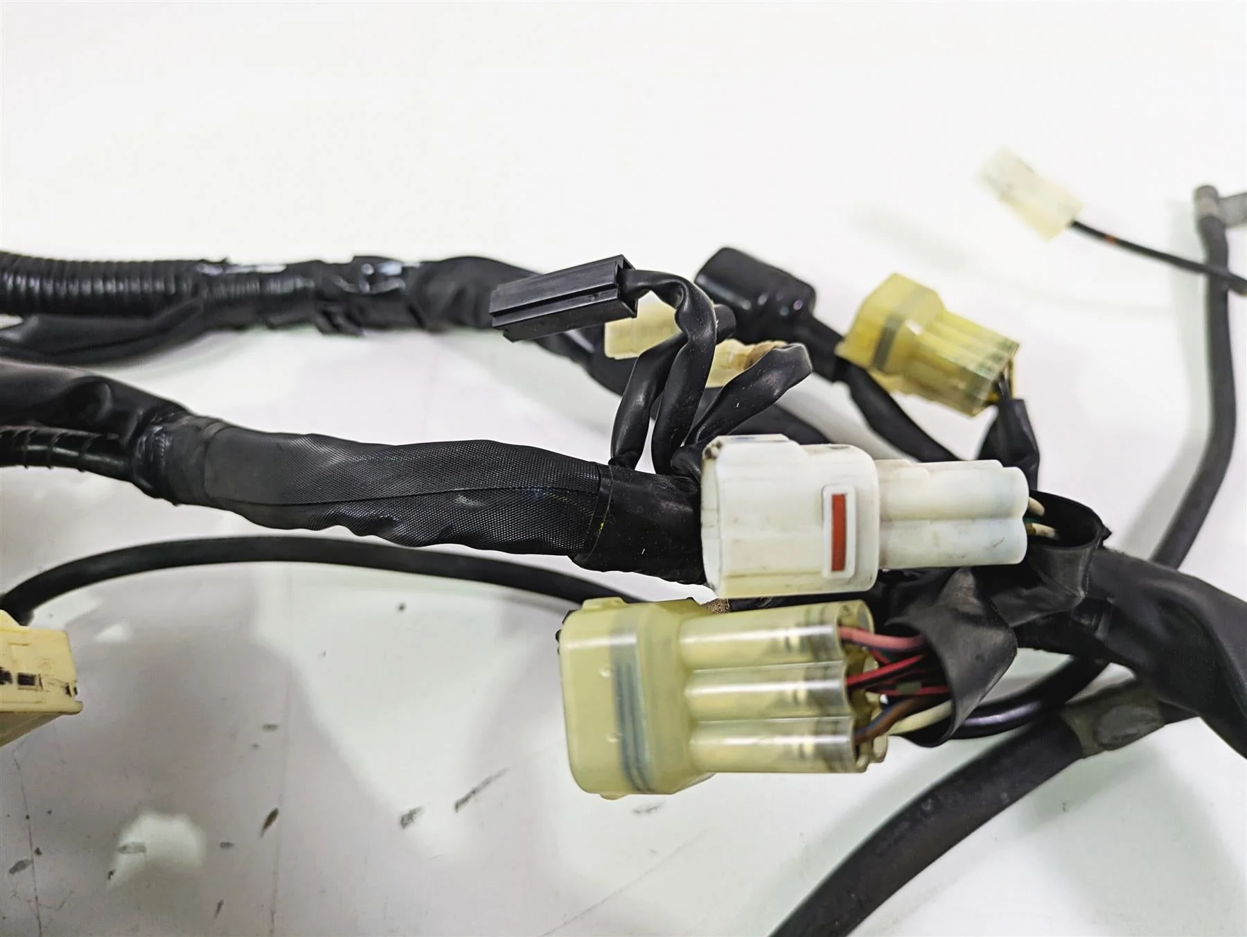 2008 Yamaha XVS1300 V-Star Tourer Main Wiring Harness Loom 3D8-82590-10-00 - Image 4