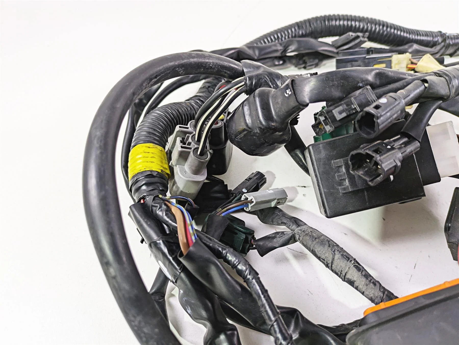 2008 Yamaha XVS1300 V-Star Tourer Main Wiring Harness Loom 3D8-82590-10-00 - Image 7