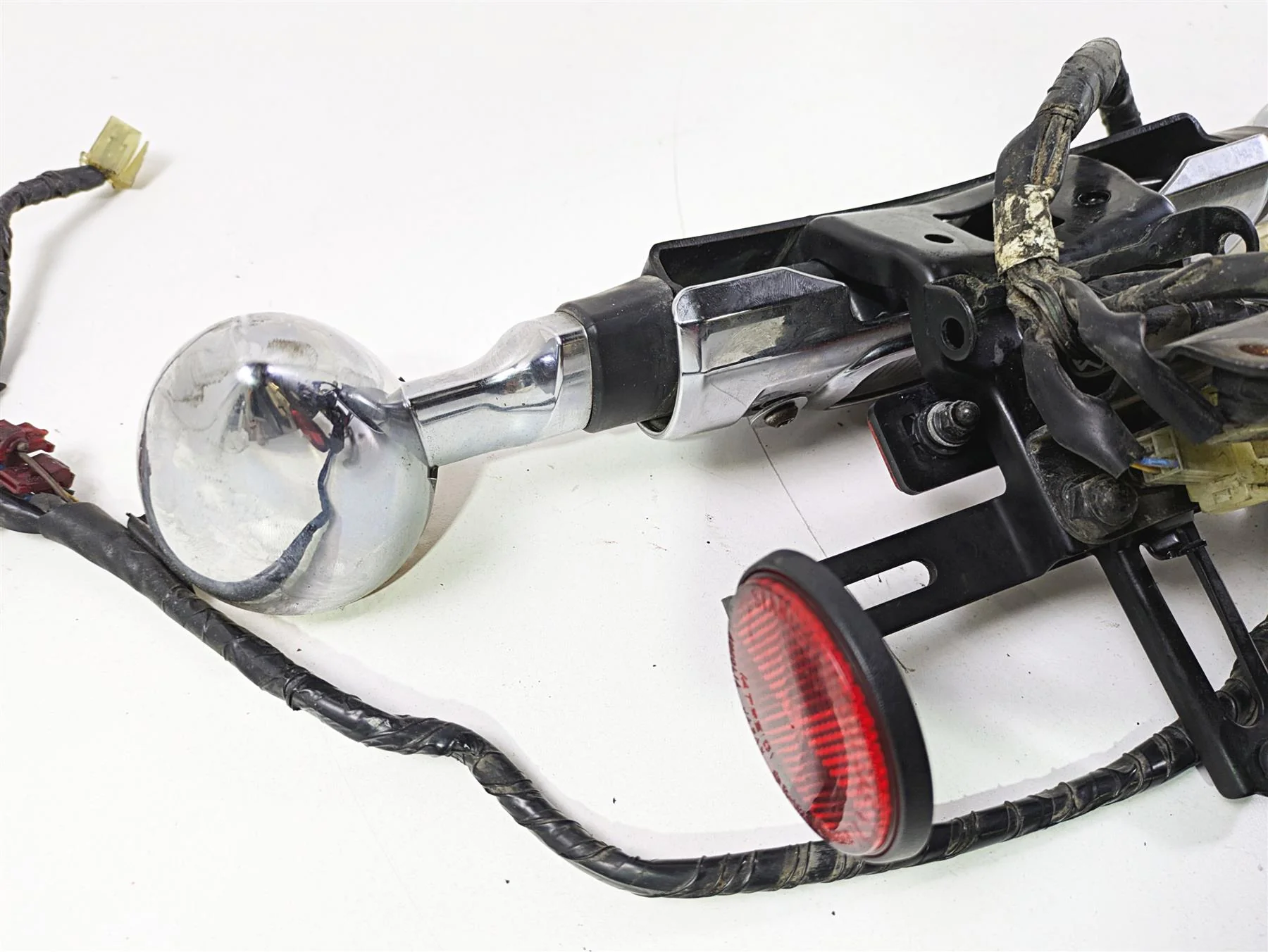 2008 Yamaha XVS1300 V-Star Tourer Rear Blinker Set & Mount -Read 3D8-83340-00-00 - Image 11