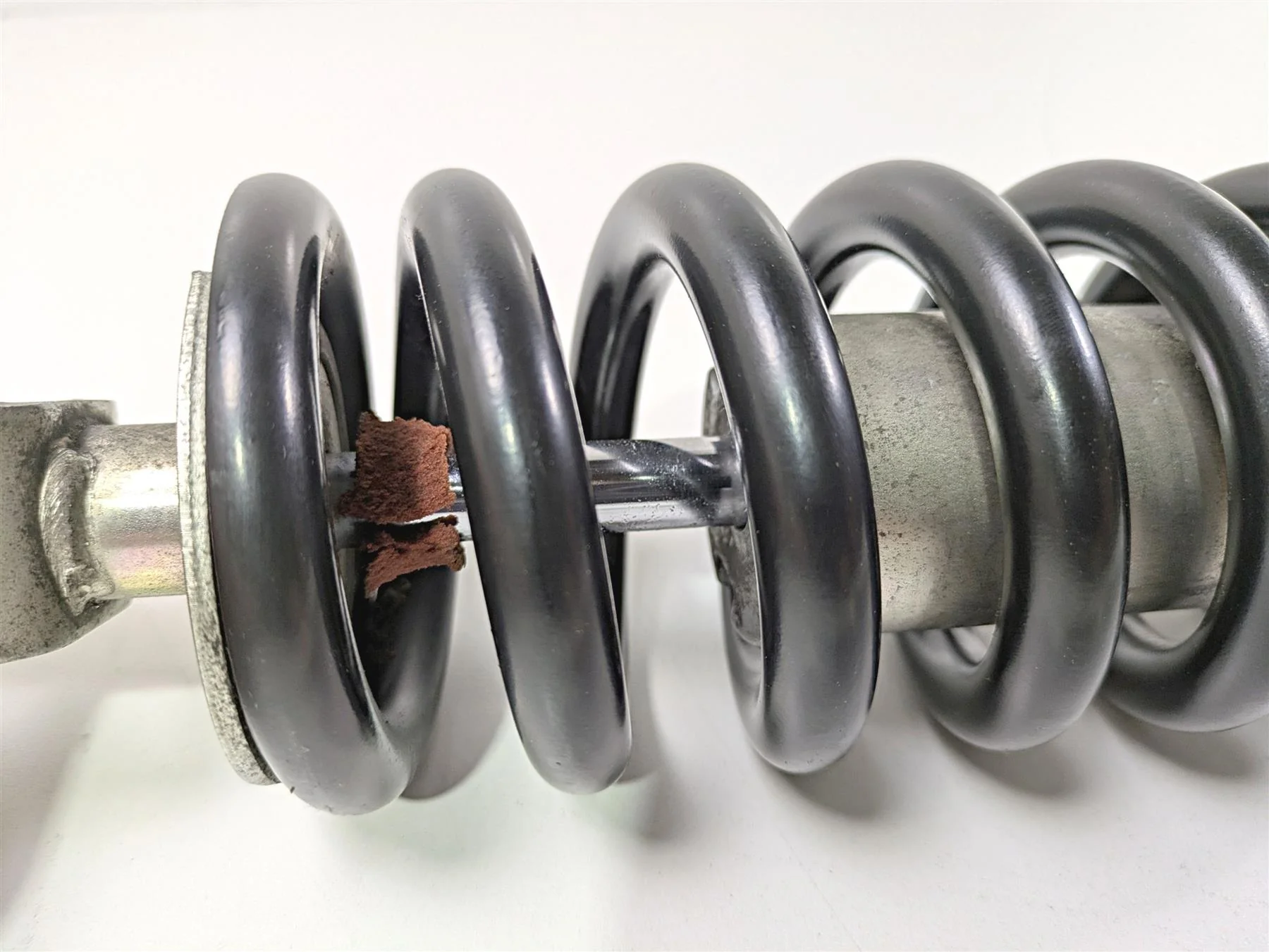 2008 Yamaha XVS1300 V-Star Tourer Rear Damper Shock - Read 3D8-22210-00-00 - Image 10