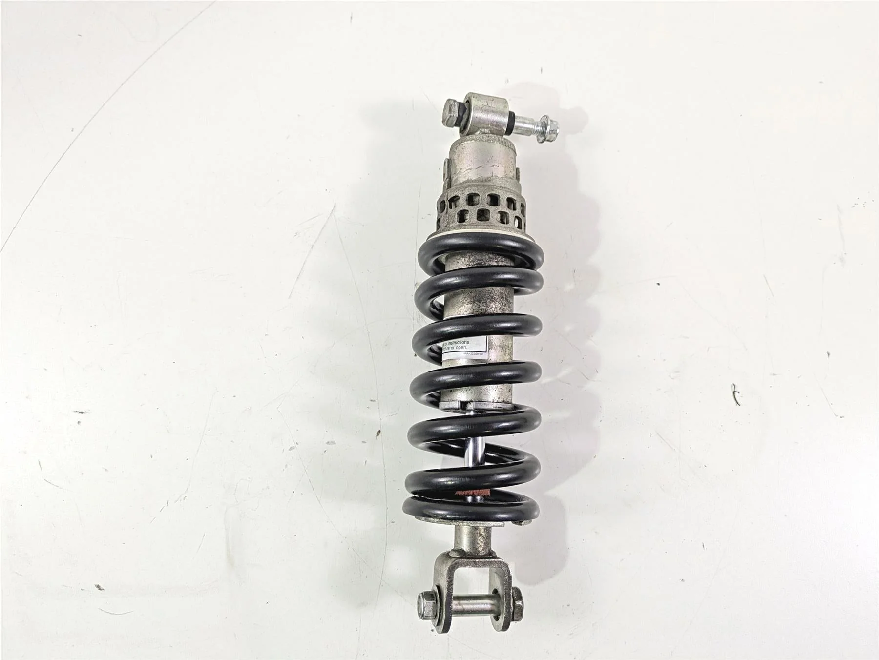 2008 Yamaha XVS1300 V-Star Tourer Rear Damper Shock - Read 3D8-22210-00-00 - Image 2