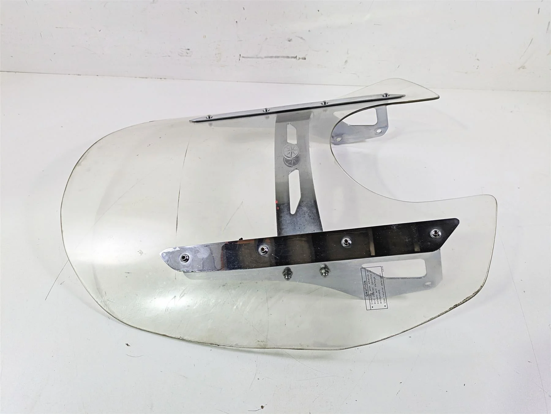 2008 Yamaha XVS1300 V-Star Tourer Wind Shield Screen & Mounts 3D8-F83H0-V0-00 - Image 4