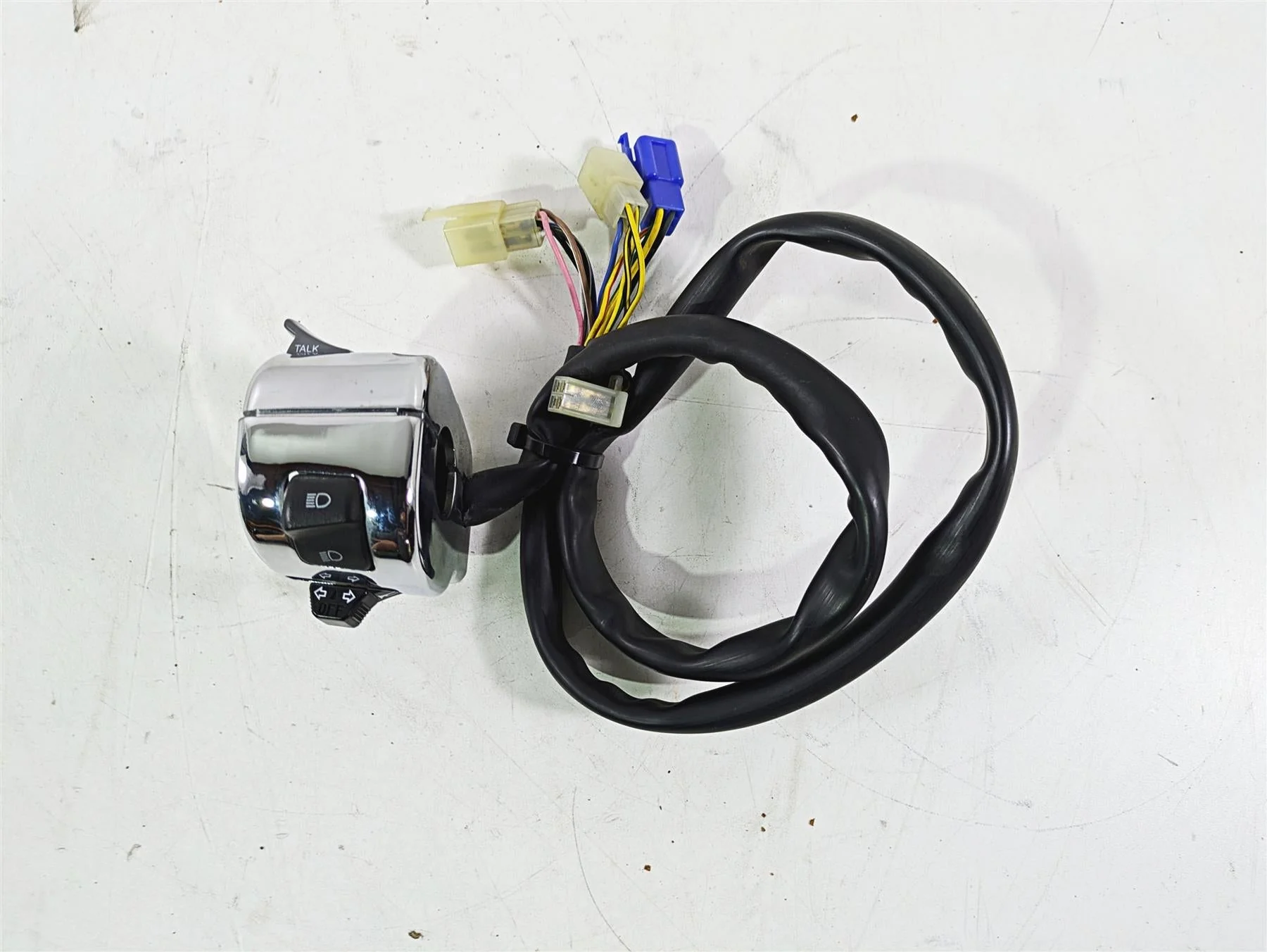 2008 Yamaha XVZ1300 Royal Star Left Hand Control Switch 4XY-83972-20-00 - Image 5
