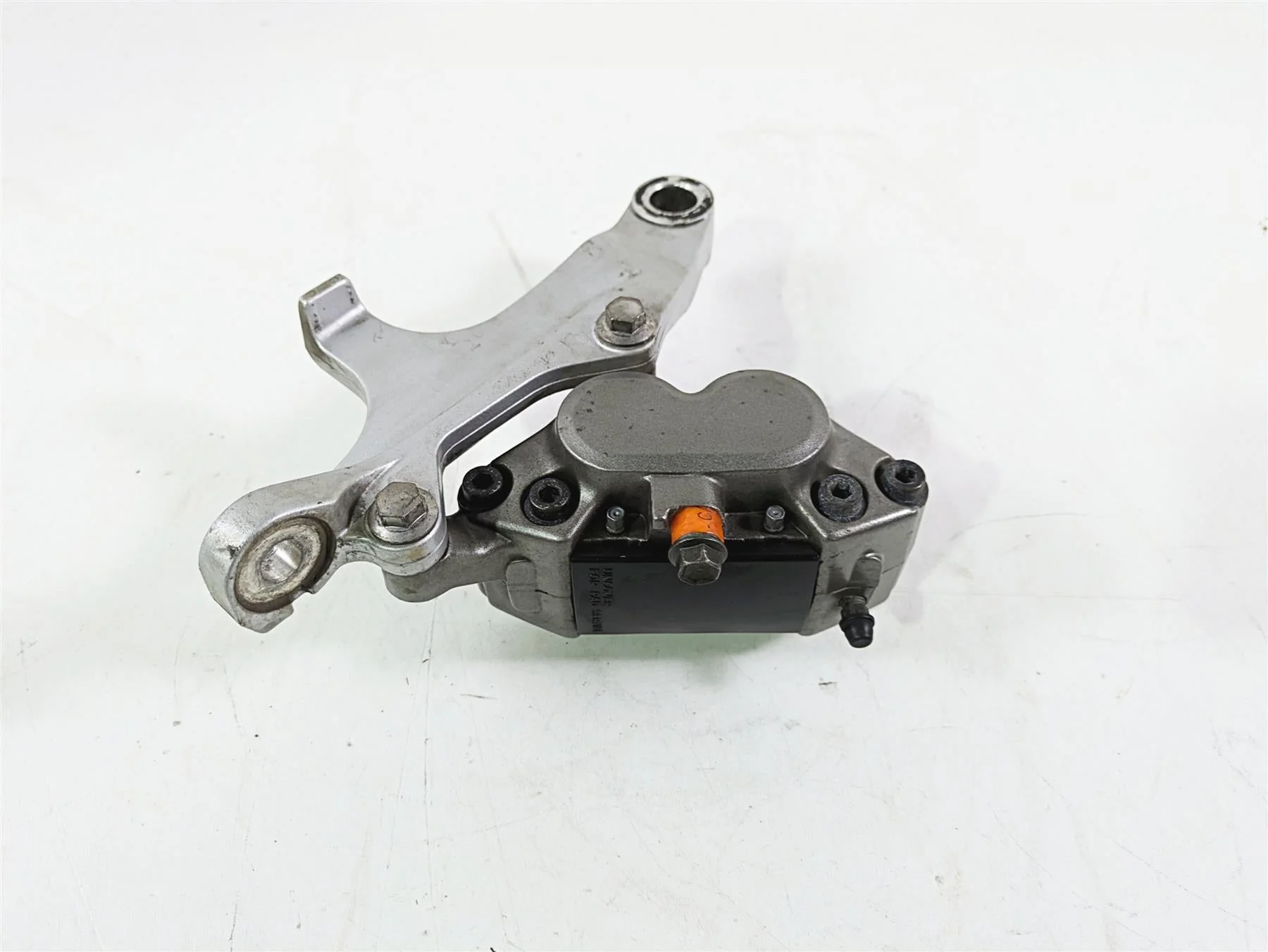 2008 Yamaha XVZ1300 Royal Star Rear Brake Caliper & Bracket 4NK-2580W-00-00 - Image 3
