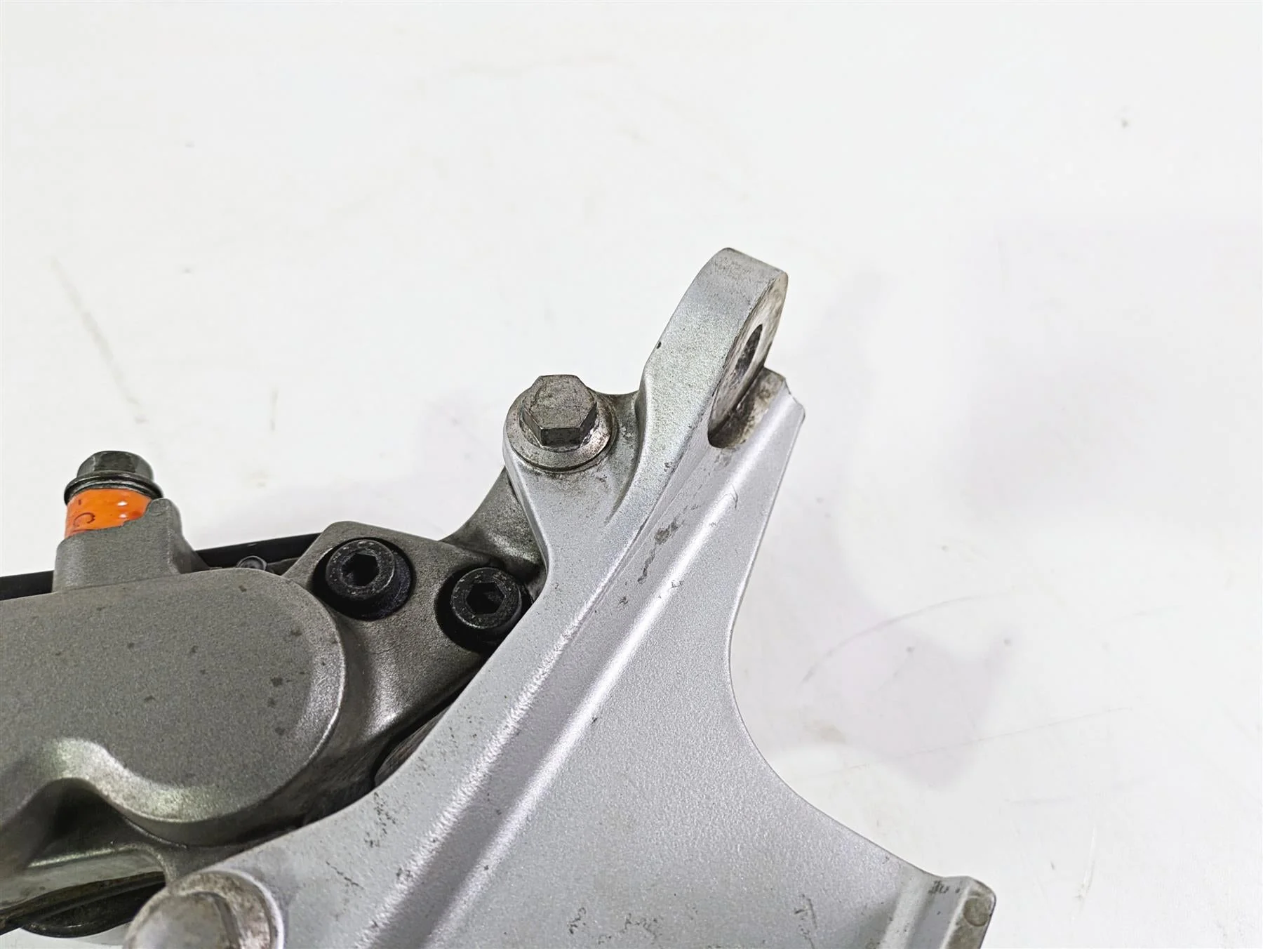 2008 Yamaha XVZ1300 Royal Star Rear Brake Caliper & Bracket 4NK-2580W-00-00 - Image 7