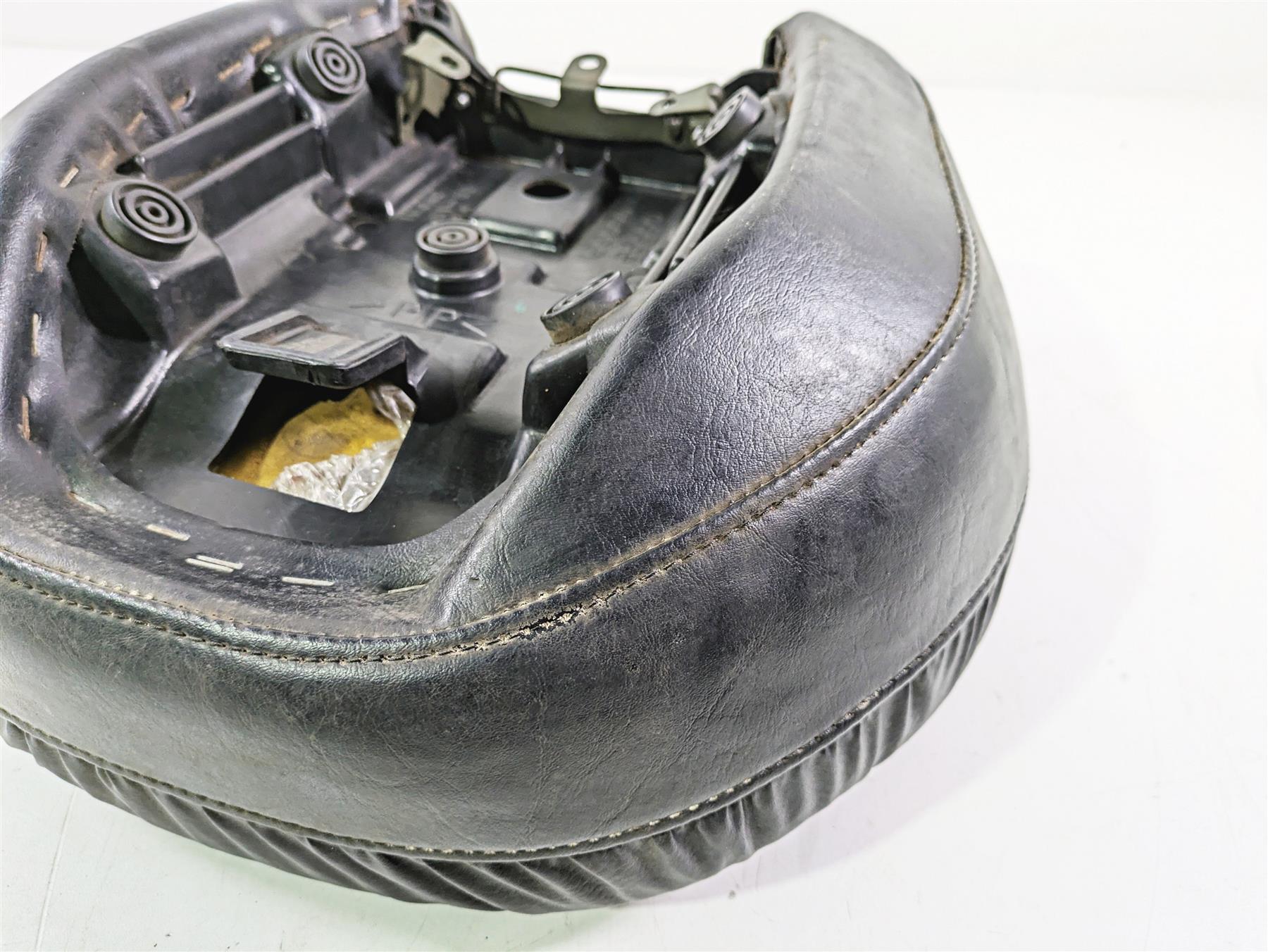 2008 Yamaha XVZ1300 Royal Star Rear Passenger Seat Saddle 4XY-24750-10-00 - Image 12