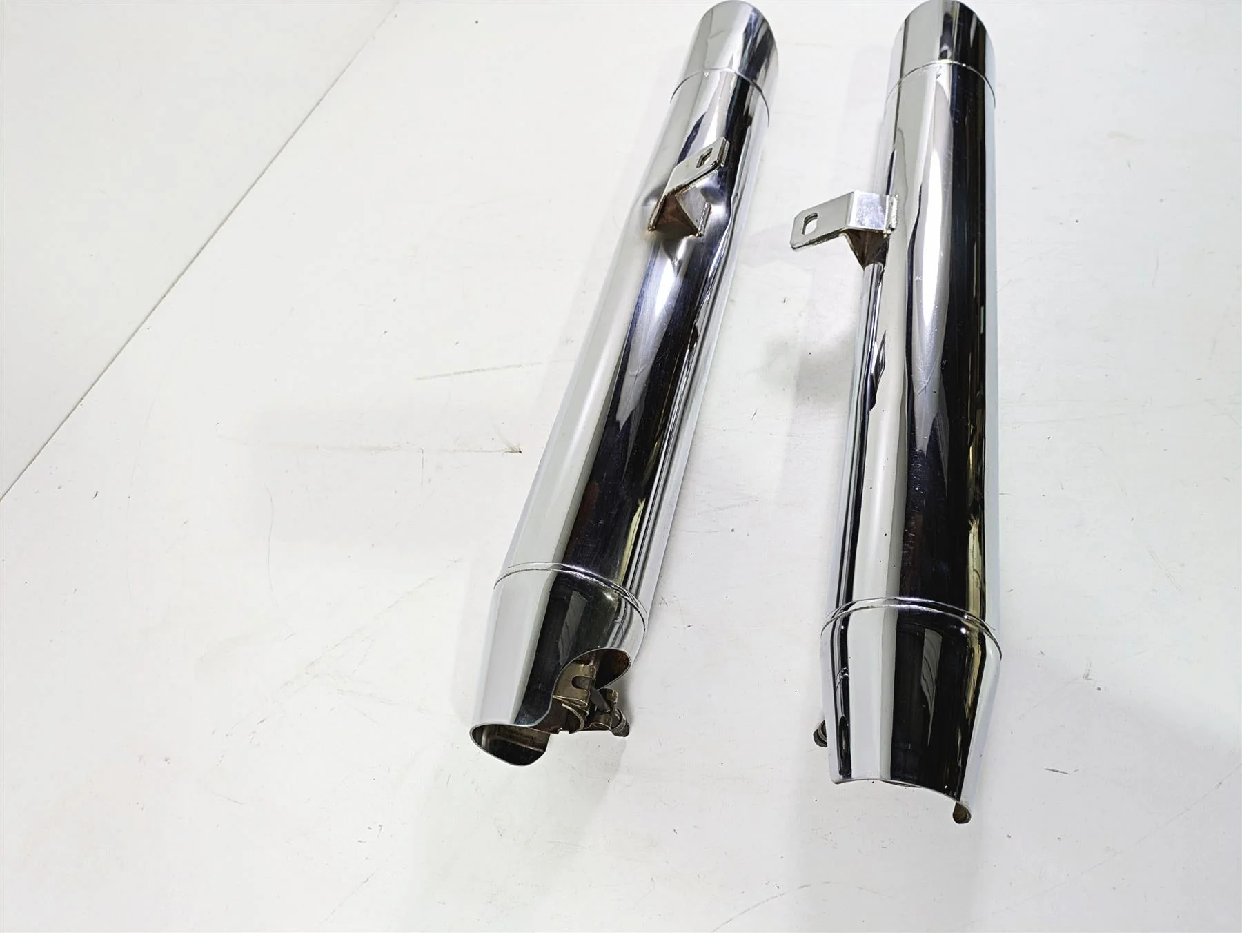 2008 Yamaha XVZ1300 Royal Star Roadhouse Slip On Exhaust Muffler Set -READ - Image 2