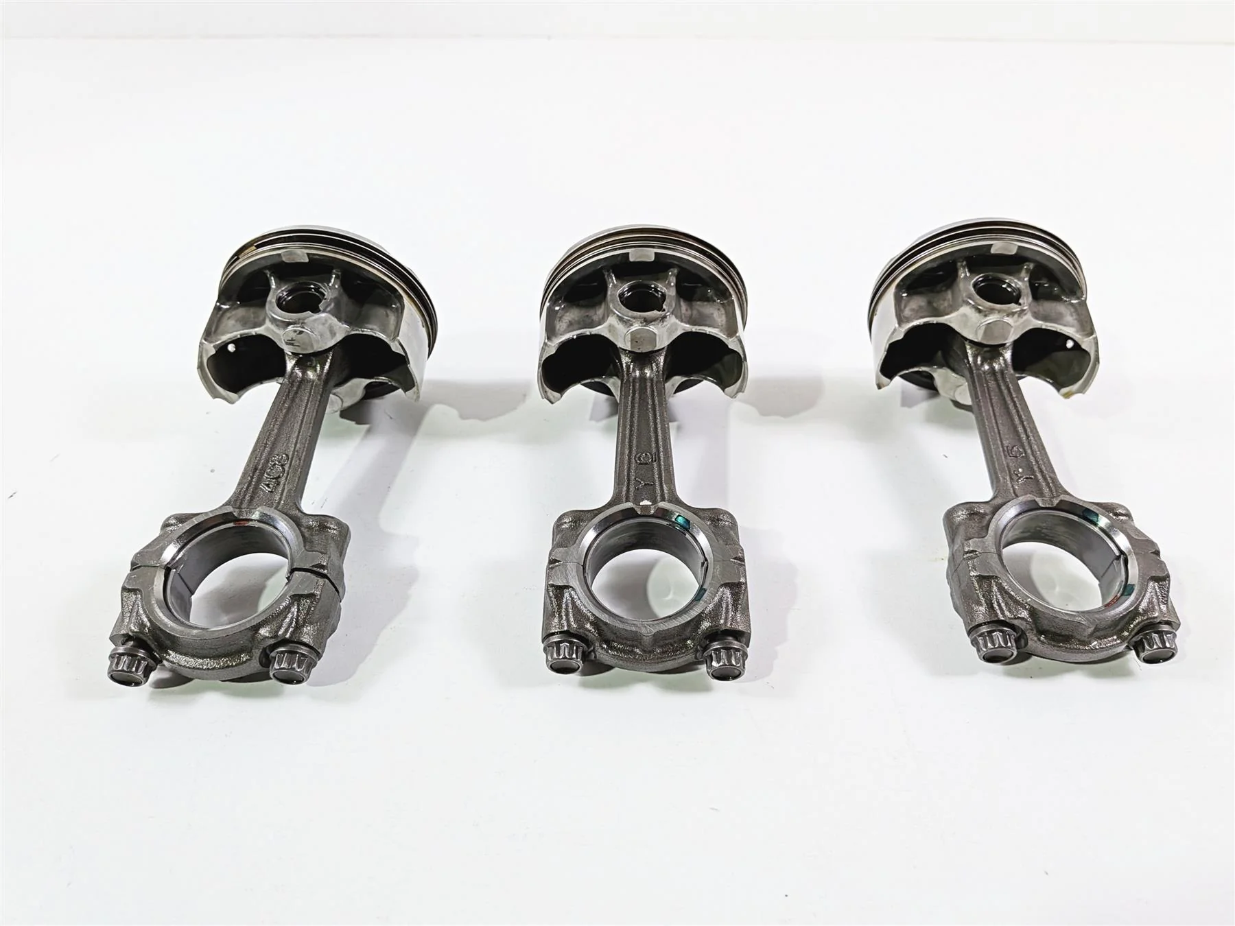 2008 Yamaha YZF R1 RN19 3 Piston & Rod Set 4C8-11650-00-00 14B-11650-00-00 - Image 4