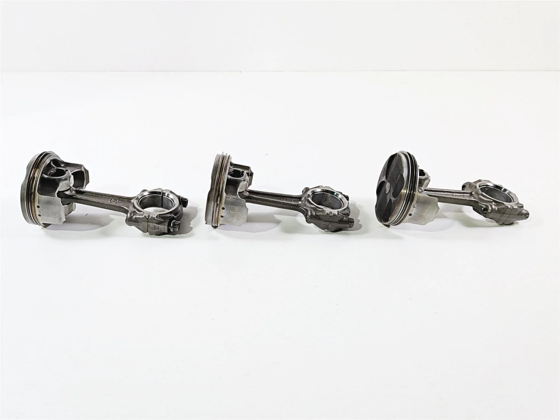 2008 Yamaha YZF R1 RN19 3 Piston & Rod Set 4C8-11650-00-00 14B-11650-00-00 - Image 5