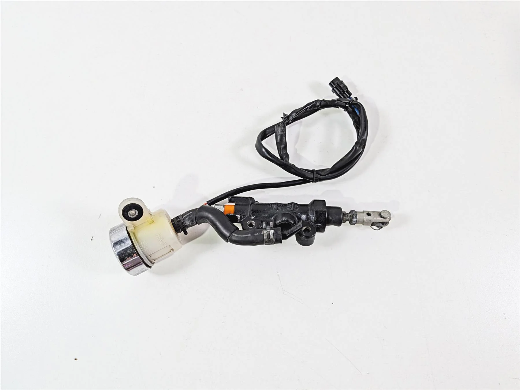 2008 Yamaha YZF R1 RN19 Brembo Rear Brake Master Cylinder 4C8-2583V-00-00 - Image 7